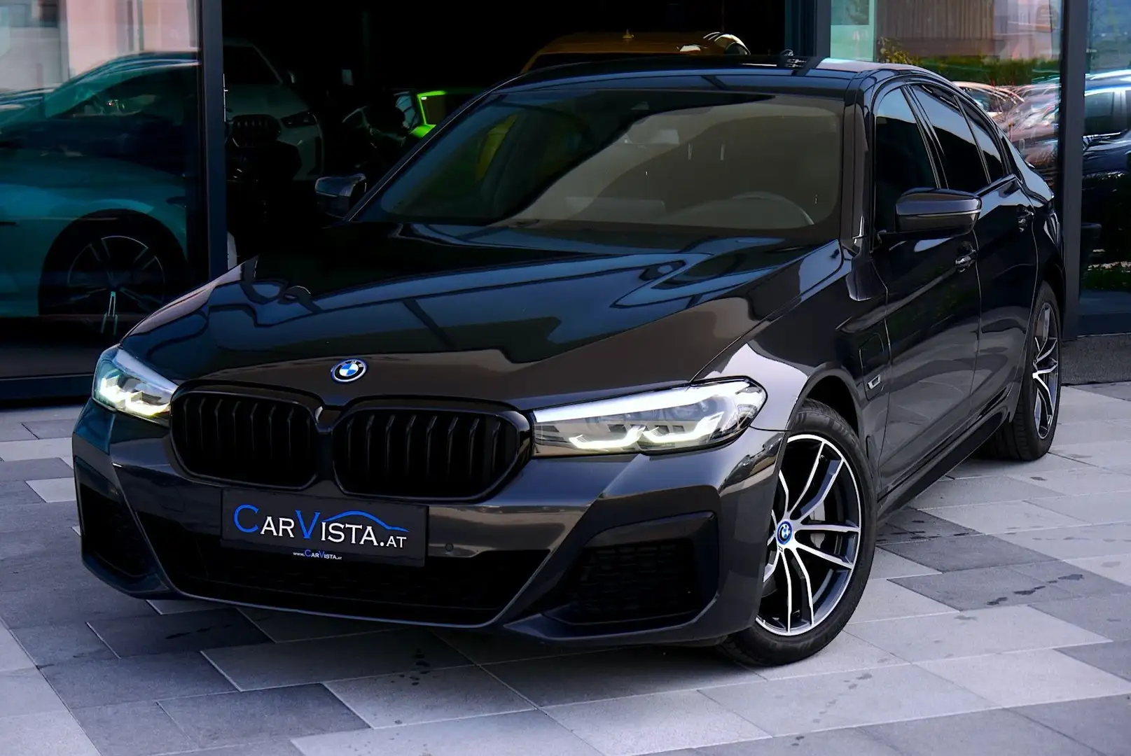 BMW 530 e PHEV Aut. M-Sport *Leder Dakota - Live Cockpit* Silber - 2