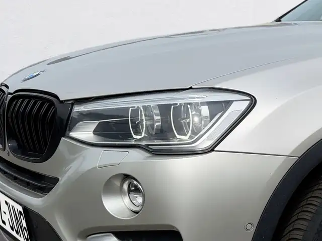 BMW X4 view 2