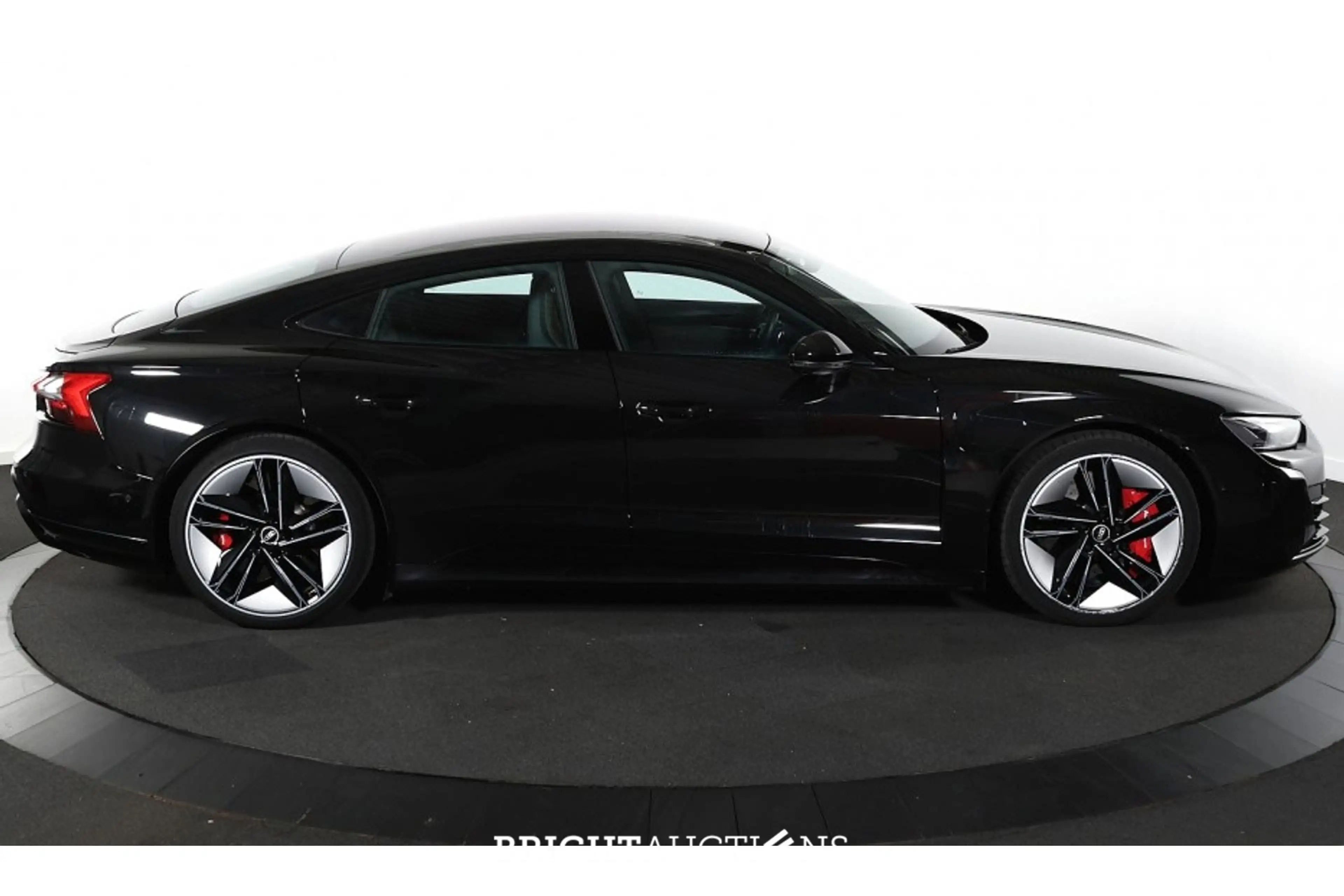 Audi e-tron RS 93 kWh 598PK — photo 6