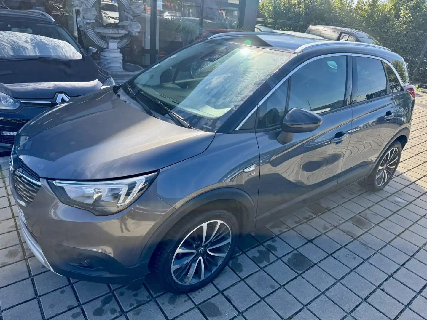 Opel Crossland X 1.2 Turbo 110ch Innovation Euro 6d-T Grau - 2