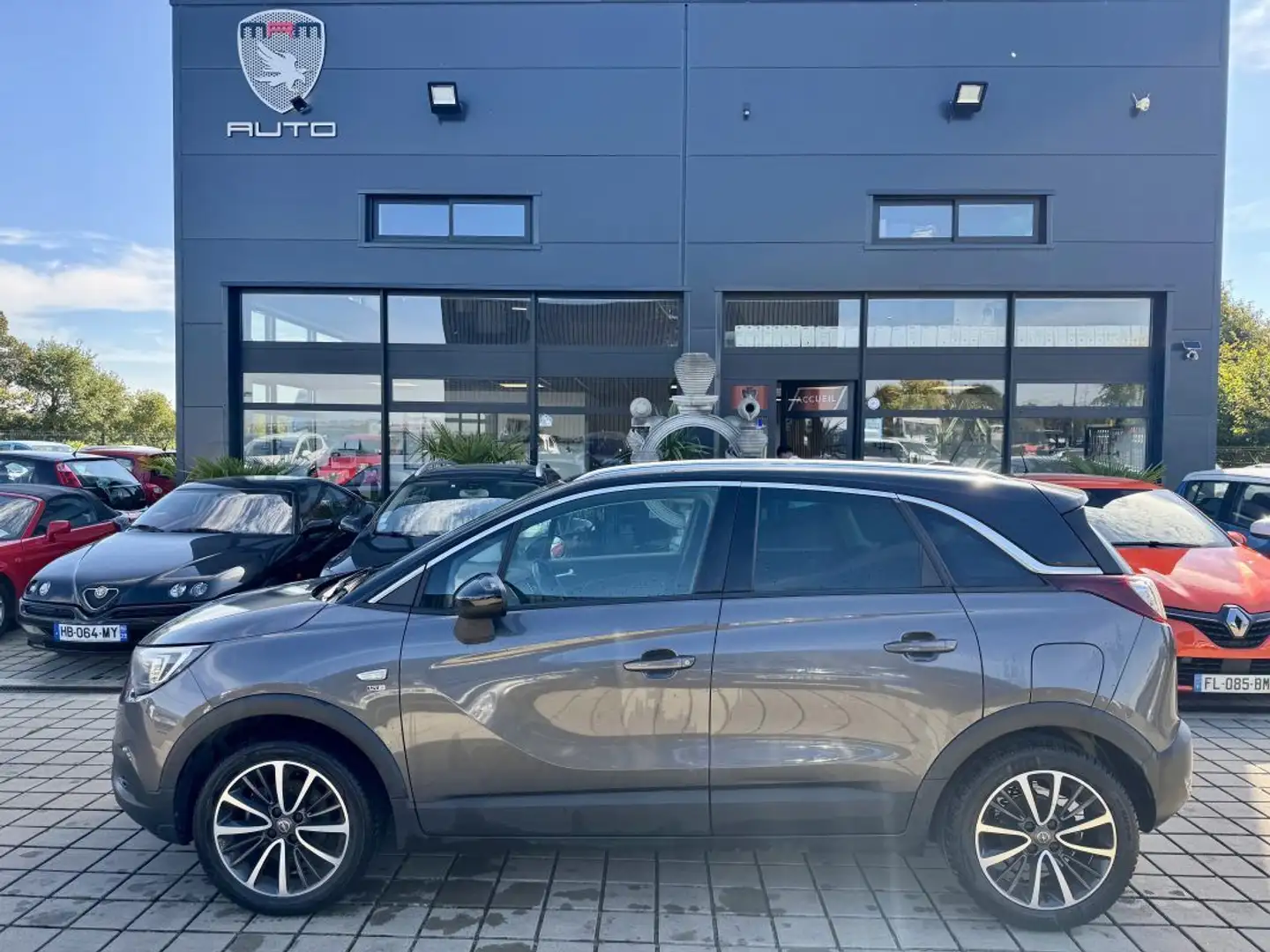 Opel Crossland X 1.2 Turbo 110ch Innovation Euro 6d-T Grau - 1