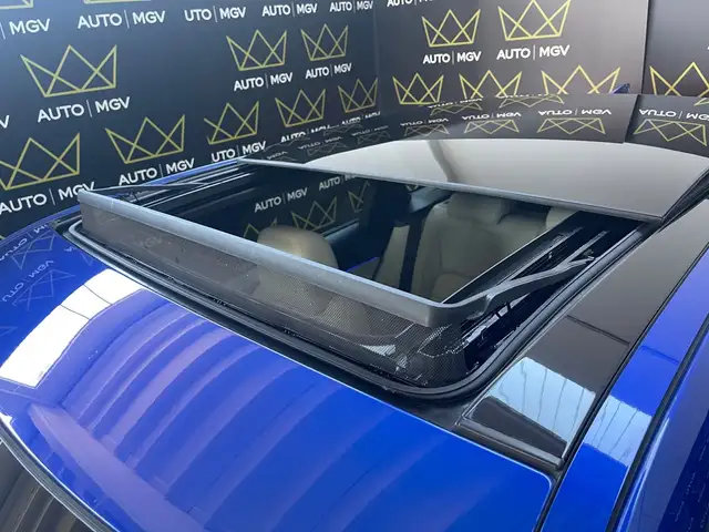 Jaguar F-Pace view 7