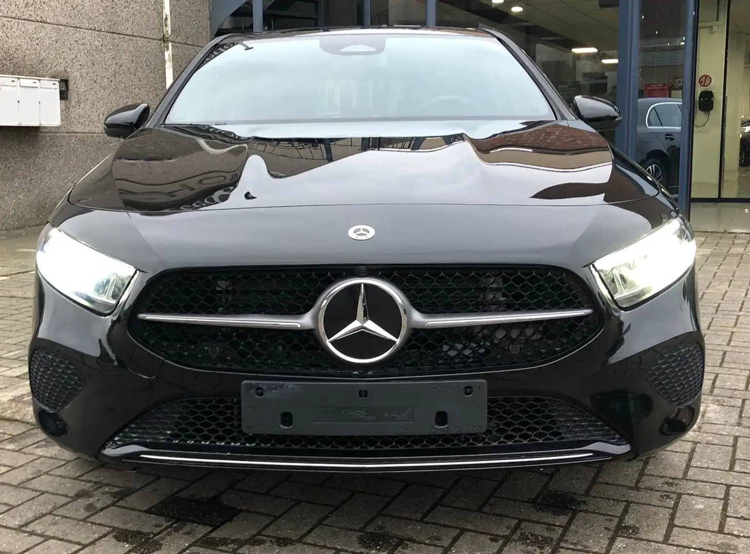 Mercedes-Benz A 180 Camera | Winter Pack | Carplay | 2.188 kms Noir - 2
