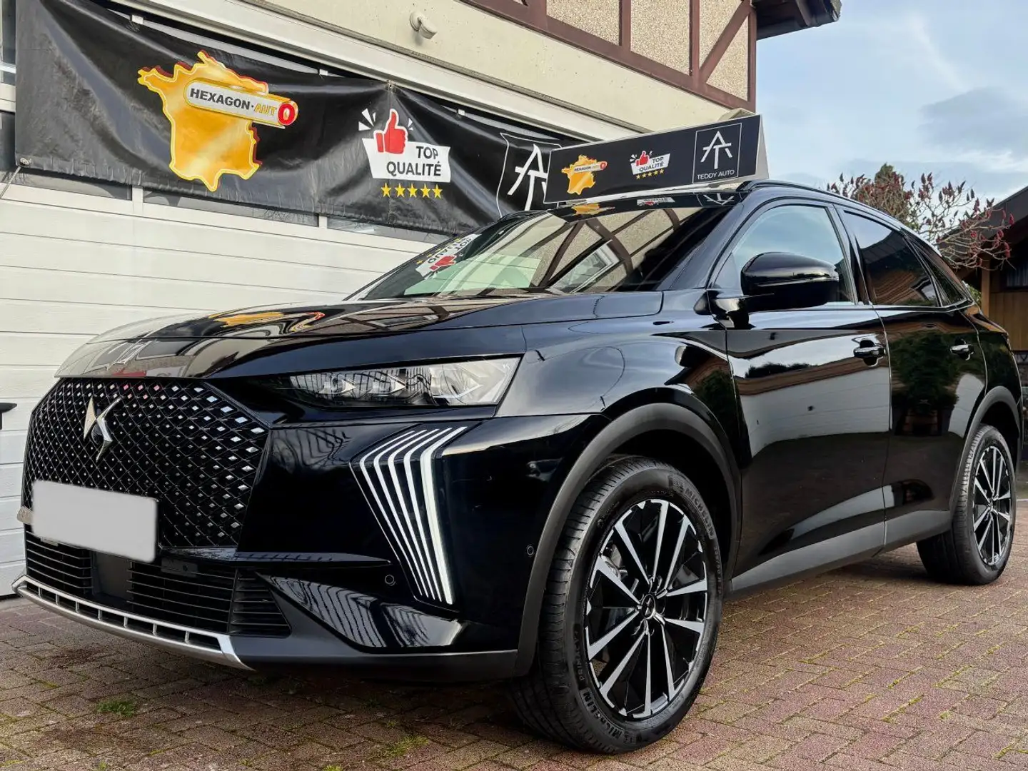DS Automobiles DS 7 Crossback DS7 Etoile BlueHDI 130 EAT8 Panodach, AHK, VOLL Schwarz - 1