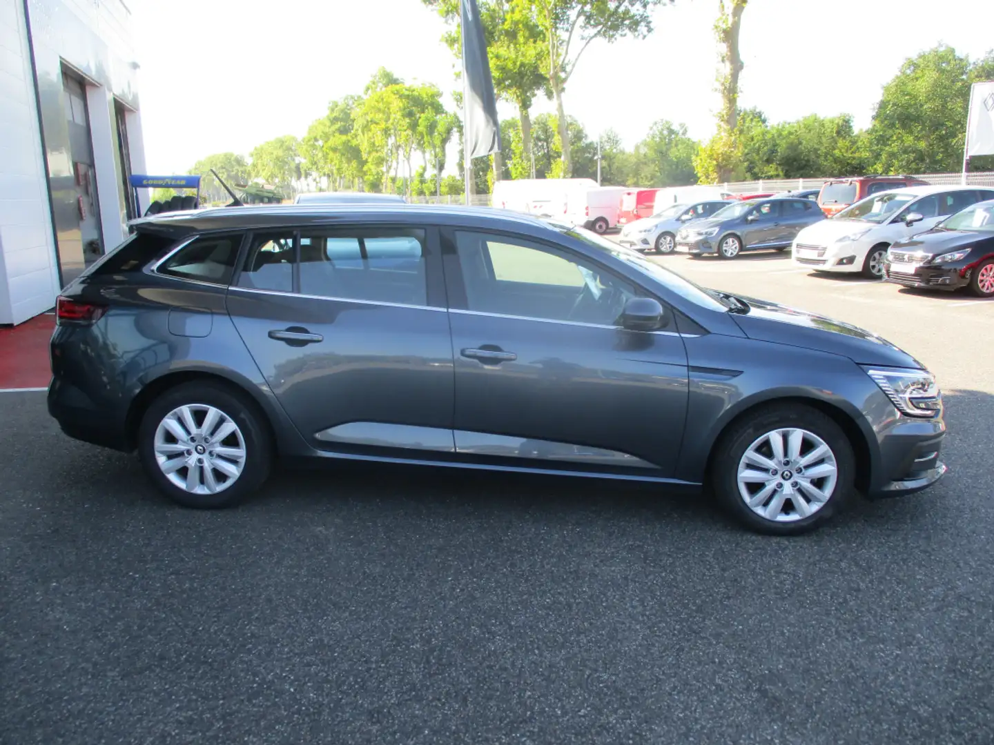 Renault Megane Blue dCi 115 EDC - 21N Business - 1