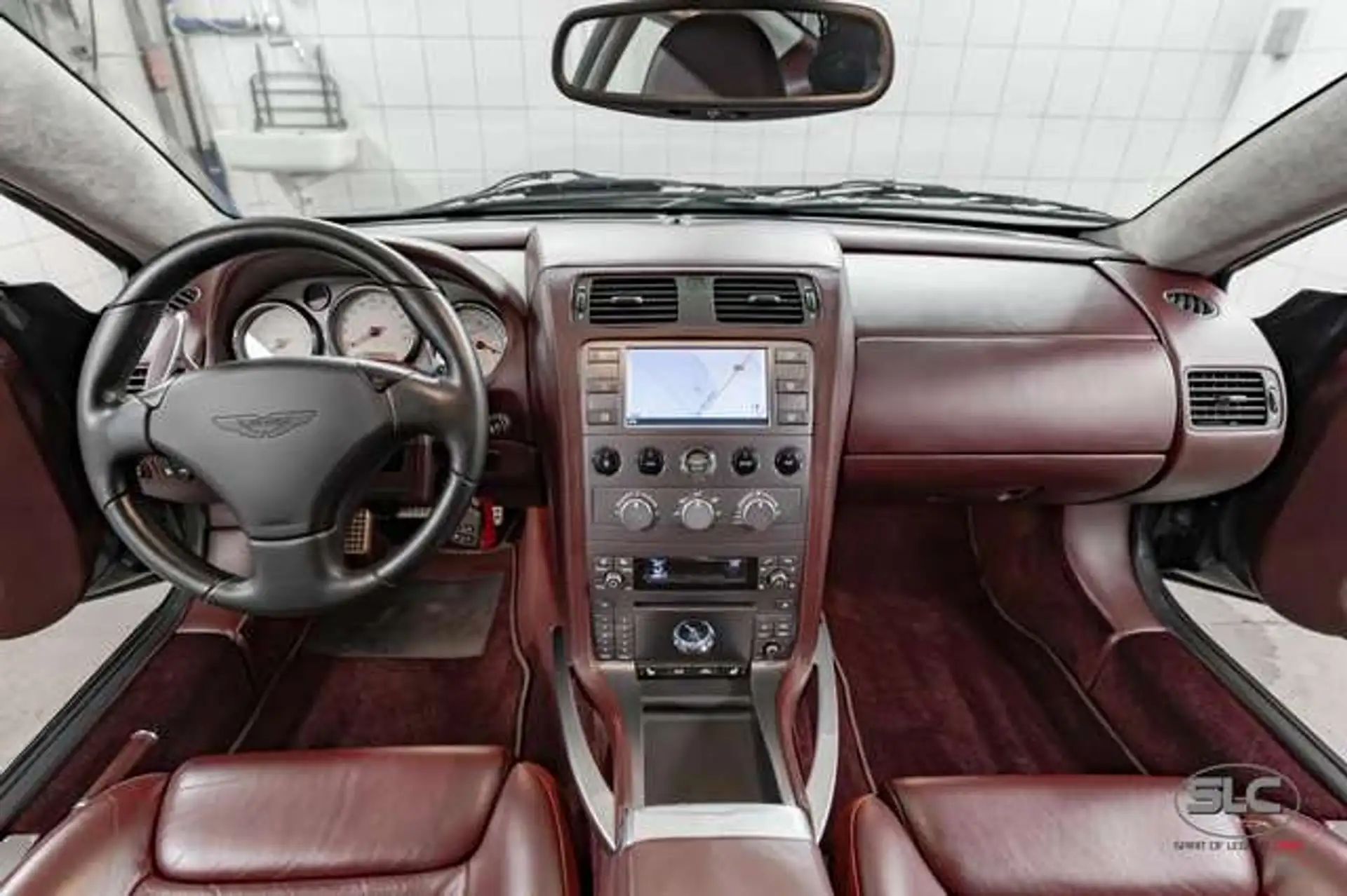 애스턴마틴 뱅퀴시 Coupe 2007 건메탈 사진 8