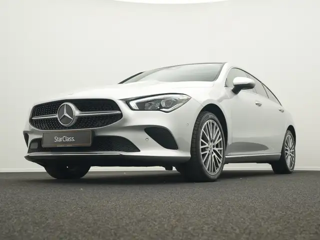 Mercedes-Benz CLA view 10