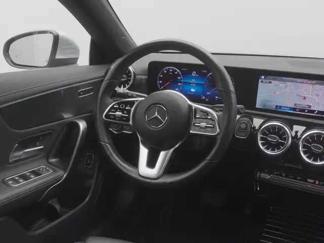 Mercedes-Benz CLA view 19