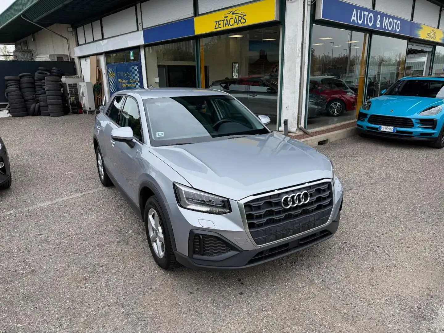 Audi Q2 35 TFSI S tronic Grigio - 2