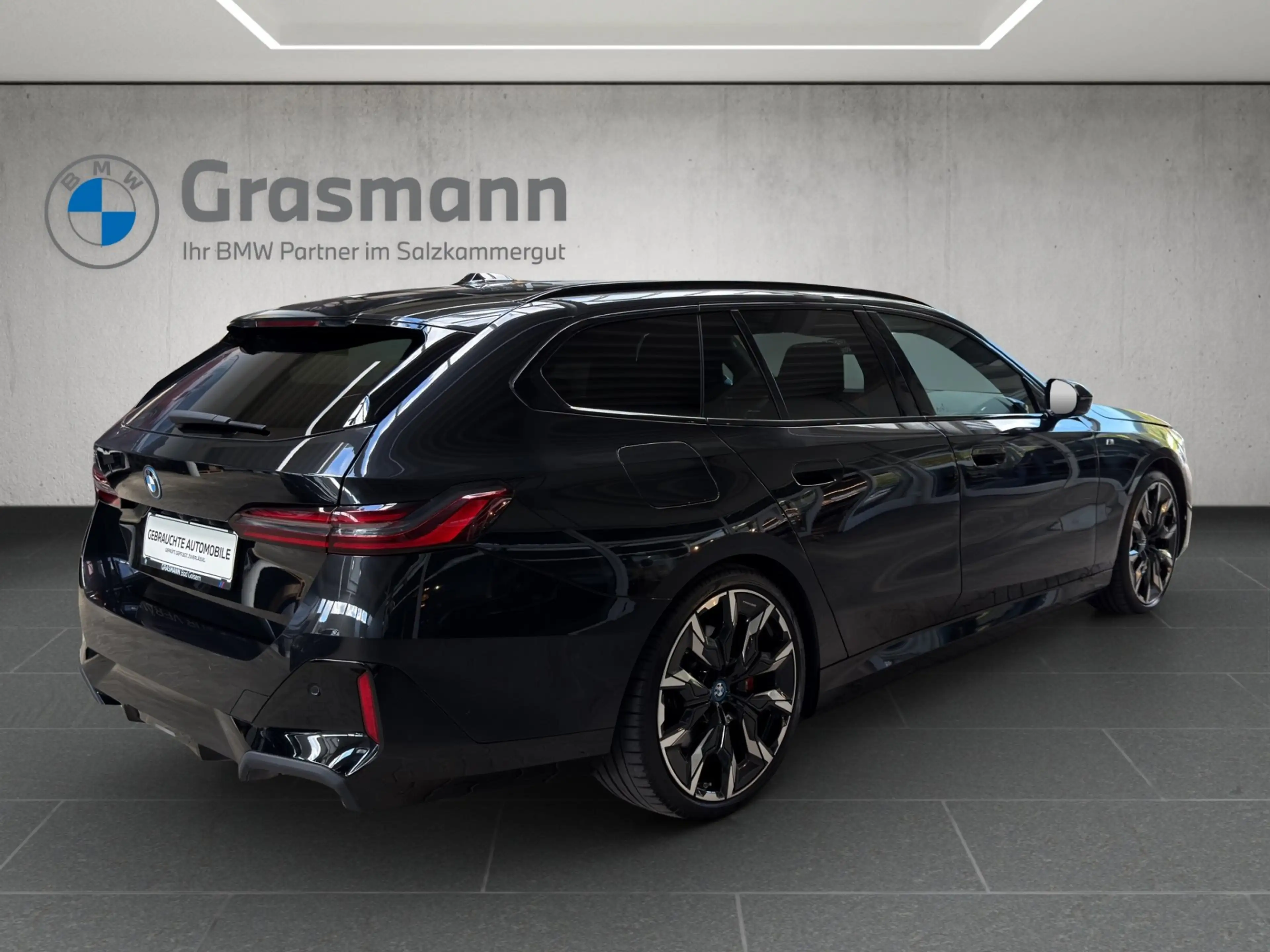 BMW i5 eDrive40 — photo 5