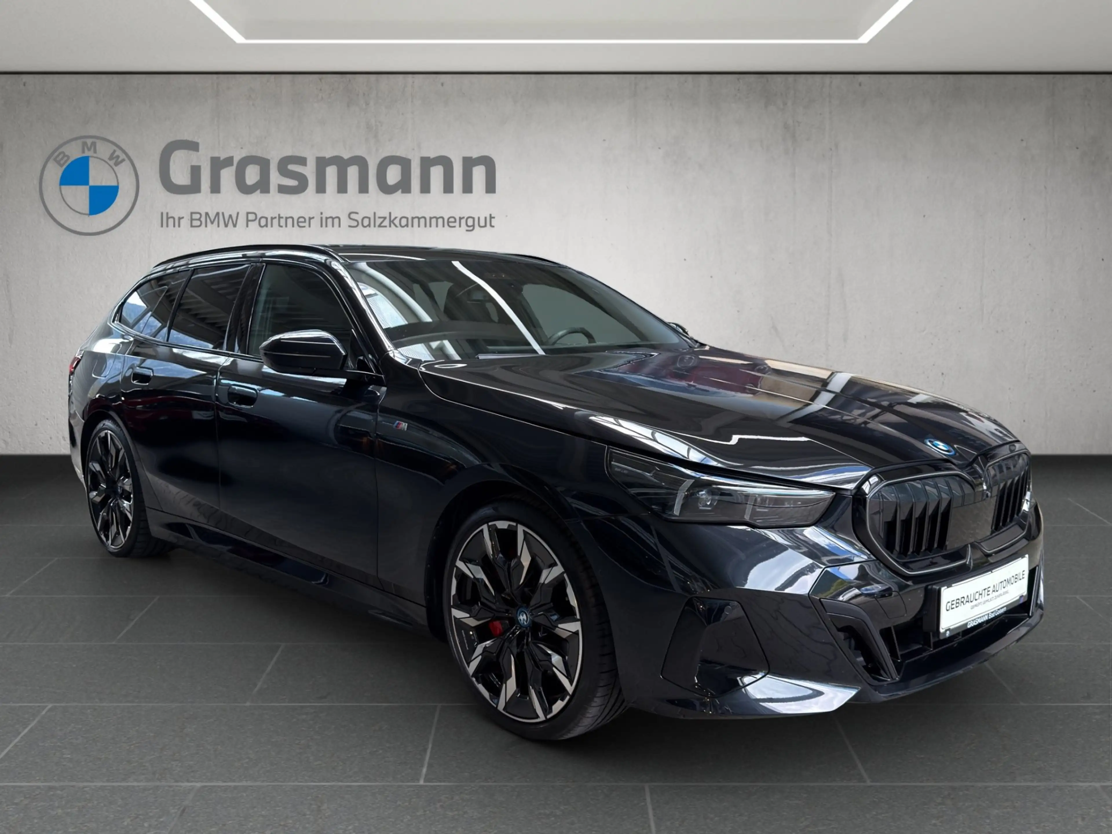 BMW i5 eDrive40 — photo 7