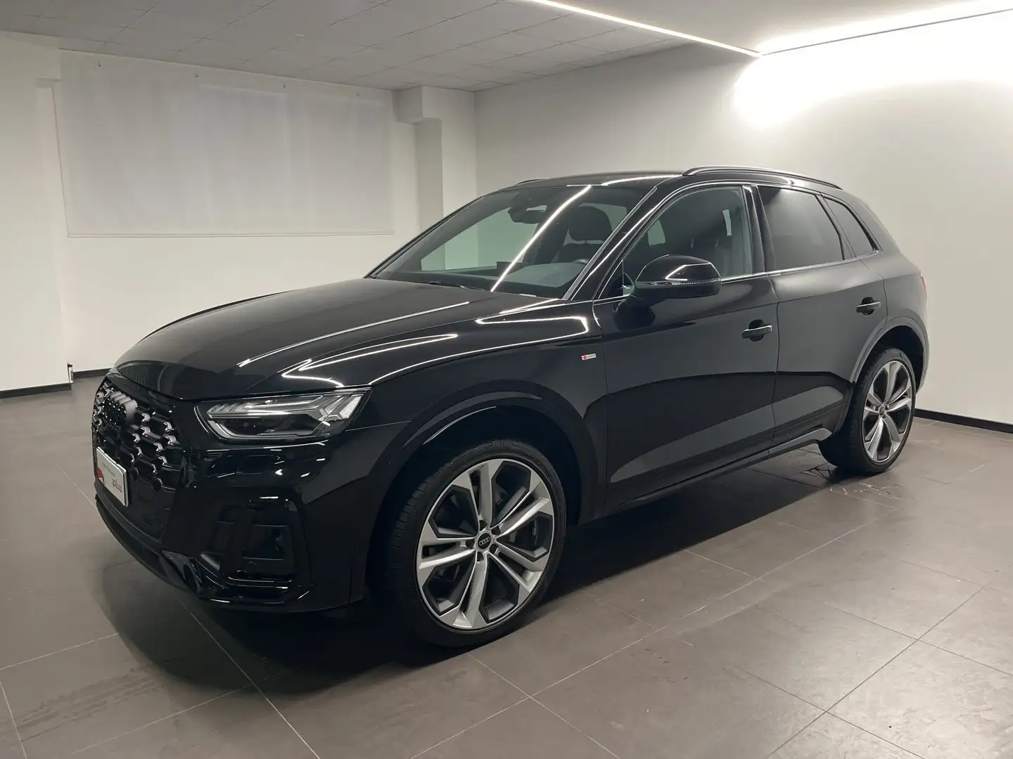 Audi Q5 Audi Identity Black 40 TDI quattro 150(204) kW(CV Zwart - 1