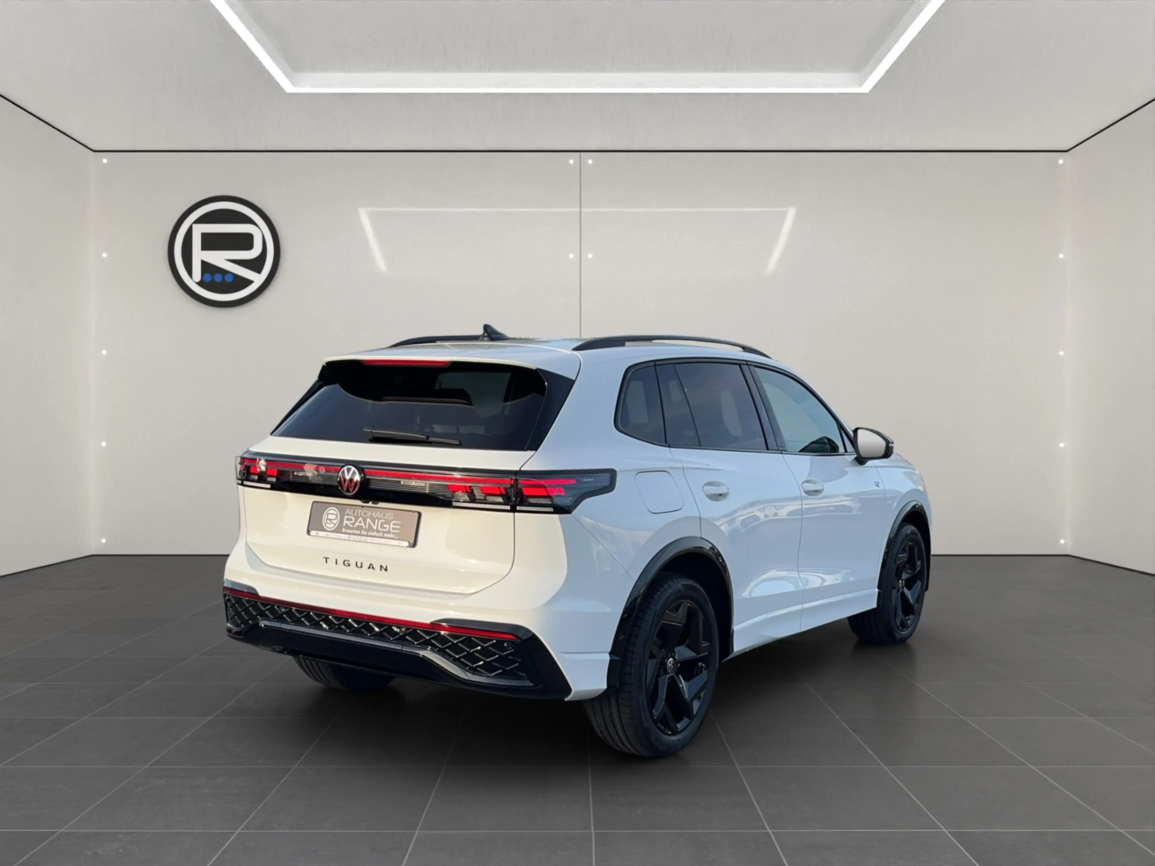 Volkswagen Tiguan 1.5 eTSI R-Line, DSG — photo 7