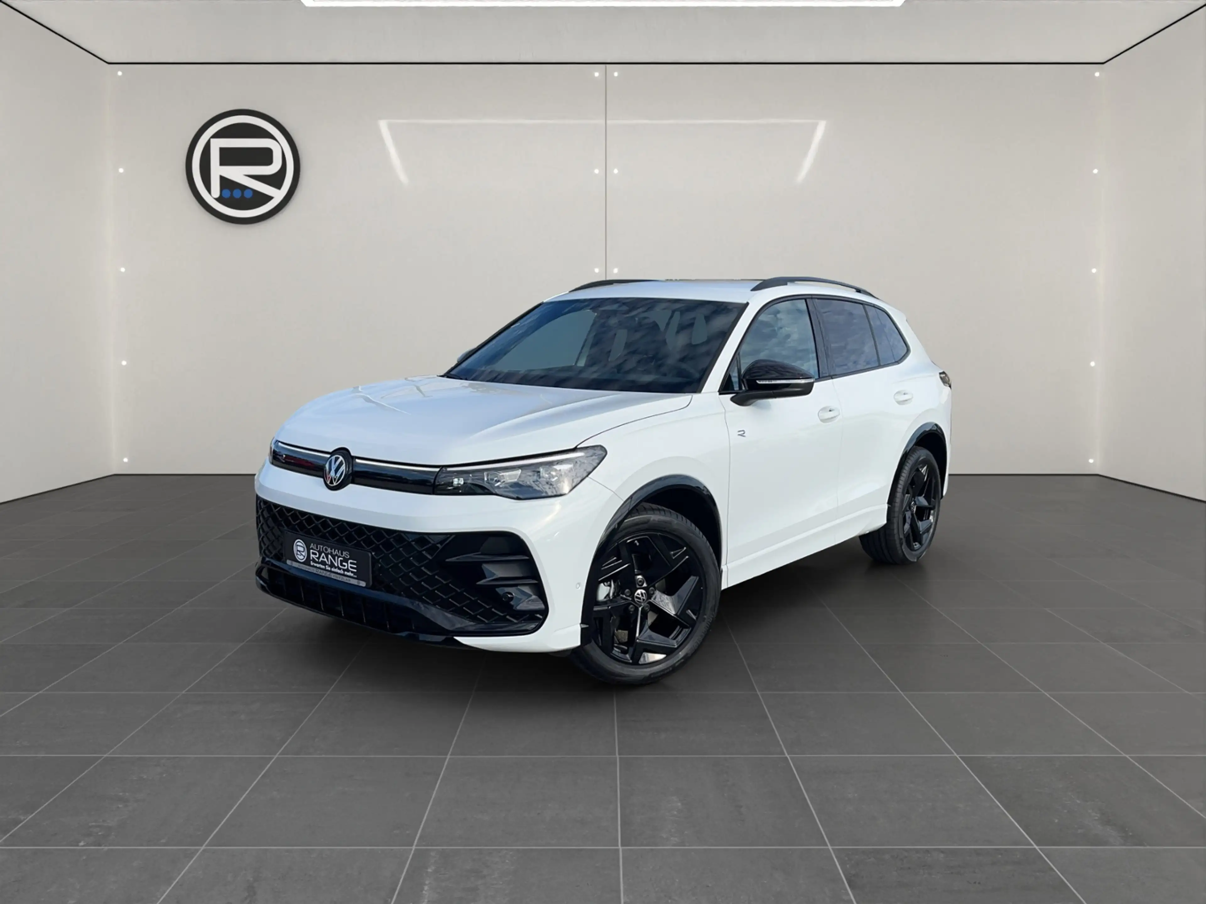 Volkswagen Tiguan 1.5 eTSI R-Line, DSG — photo 2