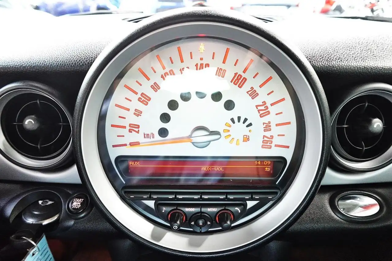 MINI 3 Door снимка MINI 3 Door