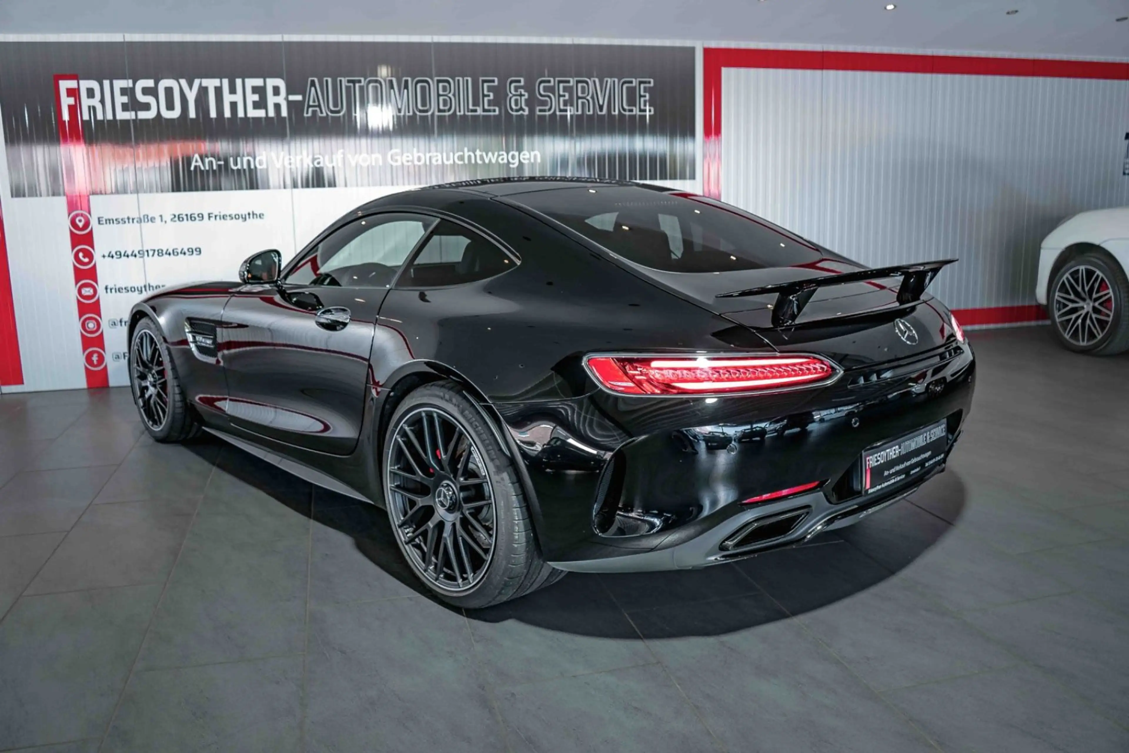 Mercedes-Benz AMG GT Coupé Aerodynamik Panorama Burmester — photo 9