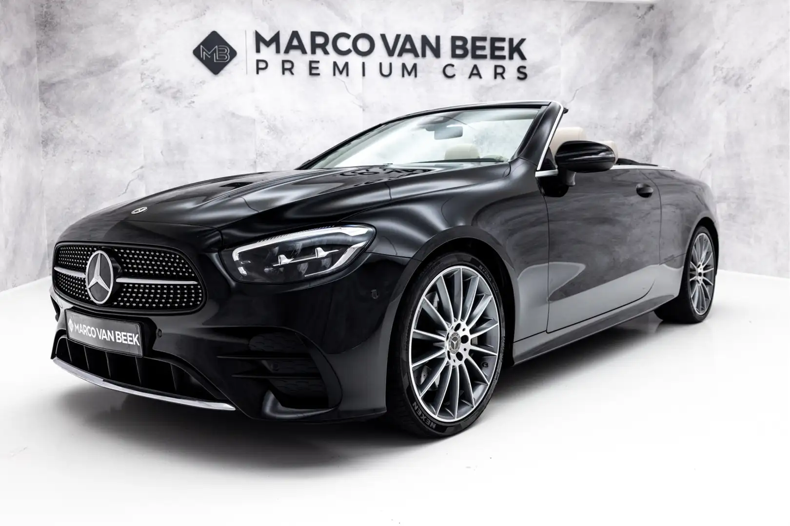 Mercedes-Benz E 300 Cabrio AMG Line | Stoelventilatie | AirScarf | 20" Noir - 1