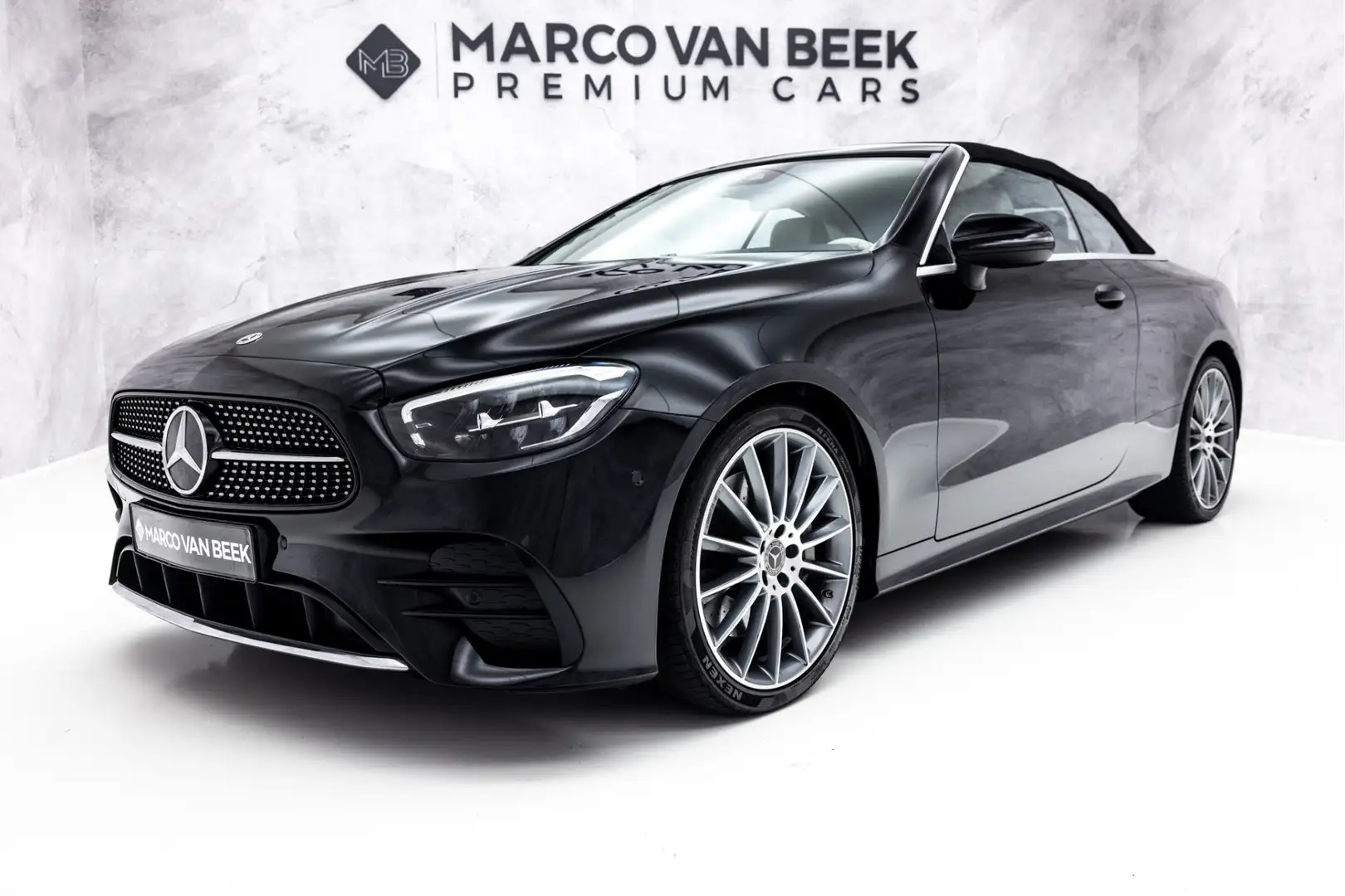 Mercedes-Benz E 300 Cabrio AMG Line | Stoelventilatie | AirScarf | 20" Noir - 2