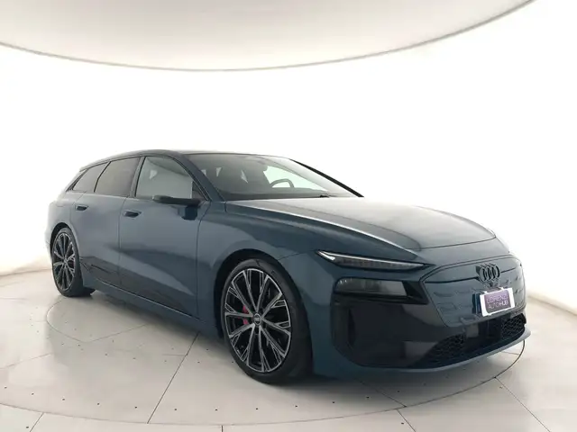 Audi A6 Avant e-tron performance Edition one Blu Malpelo 3