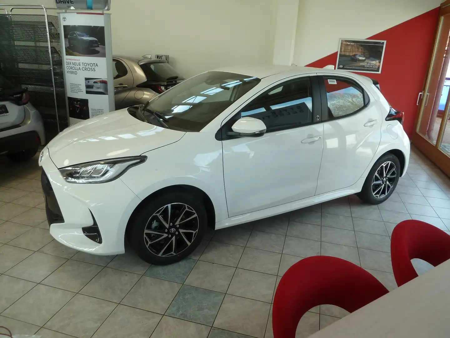 Toyota Yaris Hybrid Teamplayer *Comfort-Paket* AKTION Bianco - 2