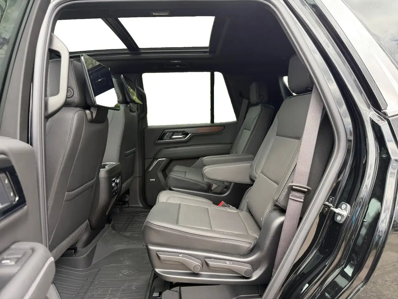 GMC Yukon снимка GMC Yukon