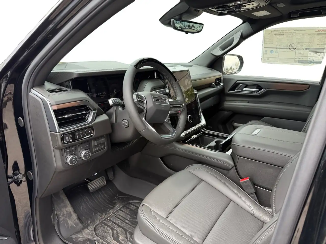 GMC Yukon снимка GMC Yukon