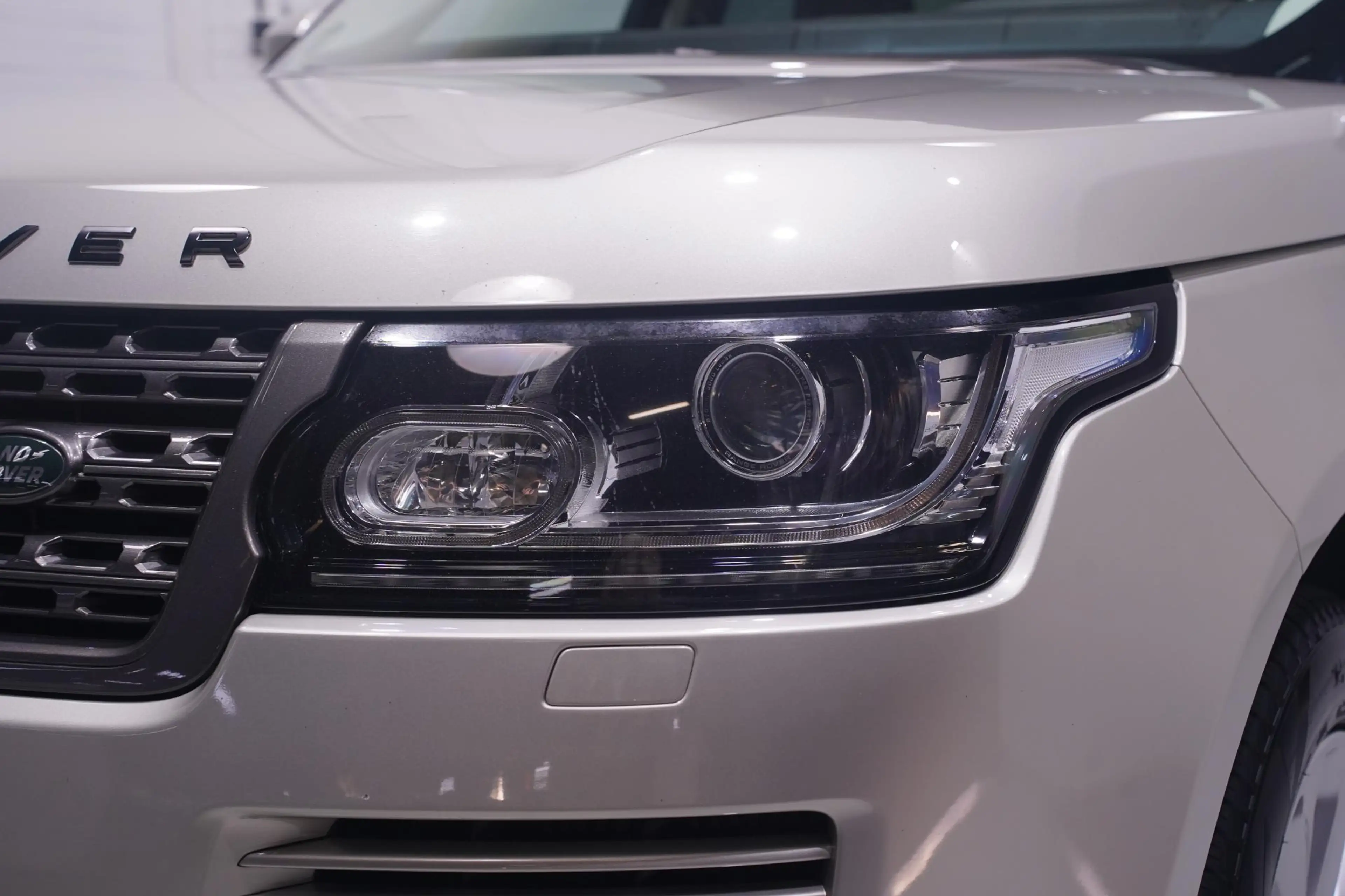 Land Rover Range Rover 3.0 TDV6 HSE Panodak Stoel- en voorruitverwarming — photo 4