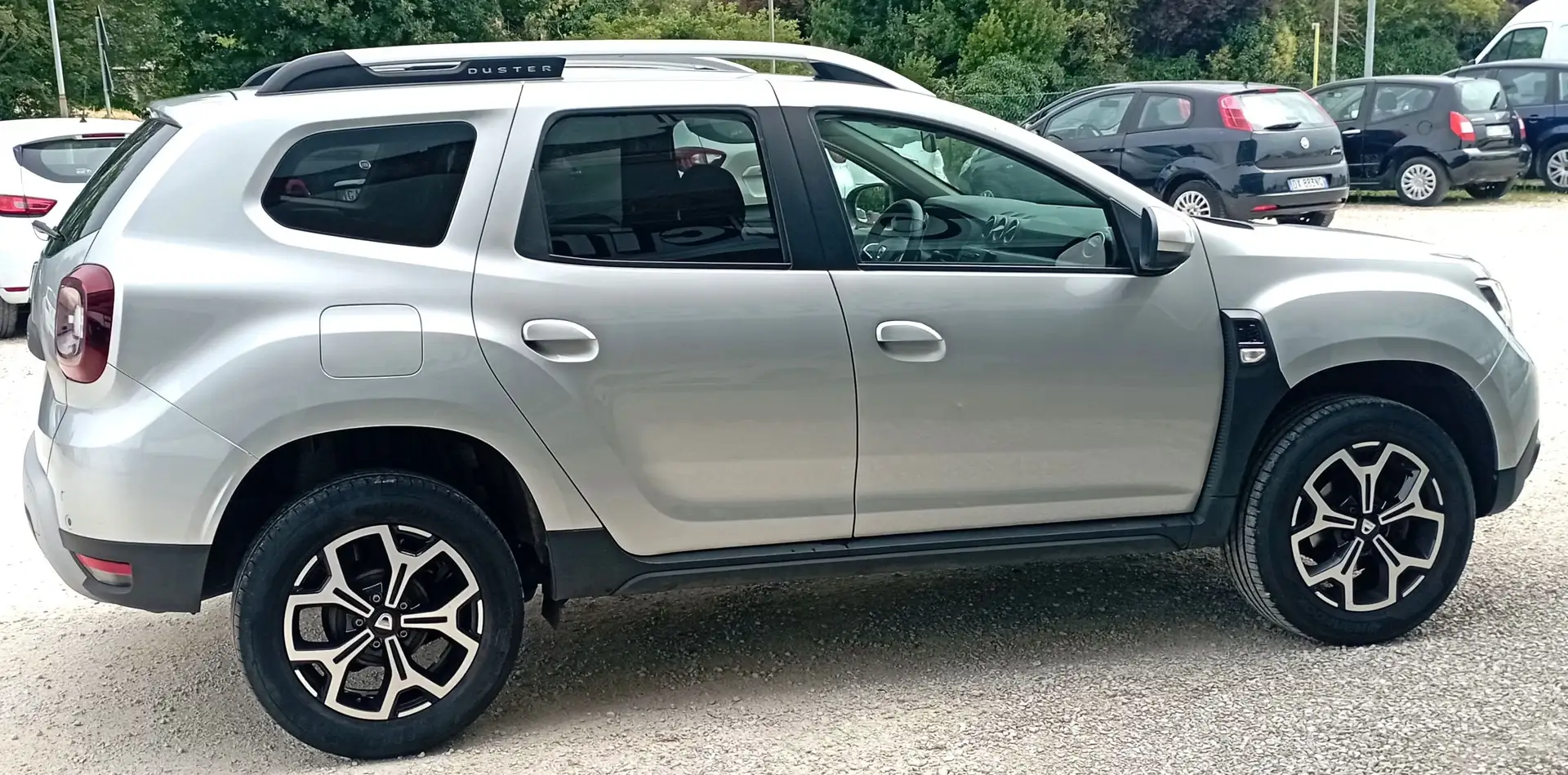 Dacia Duster 1.5 blue dci Prestige 4x2 s Gris - 2
