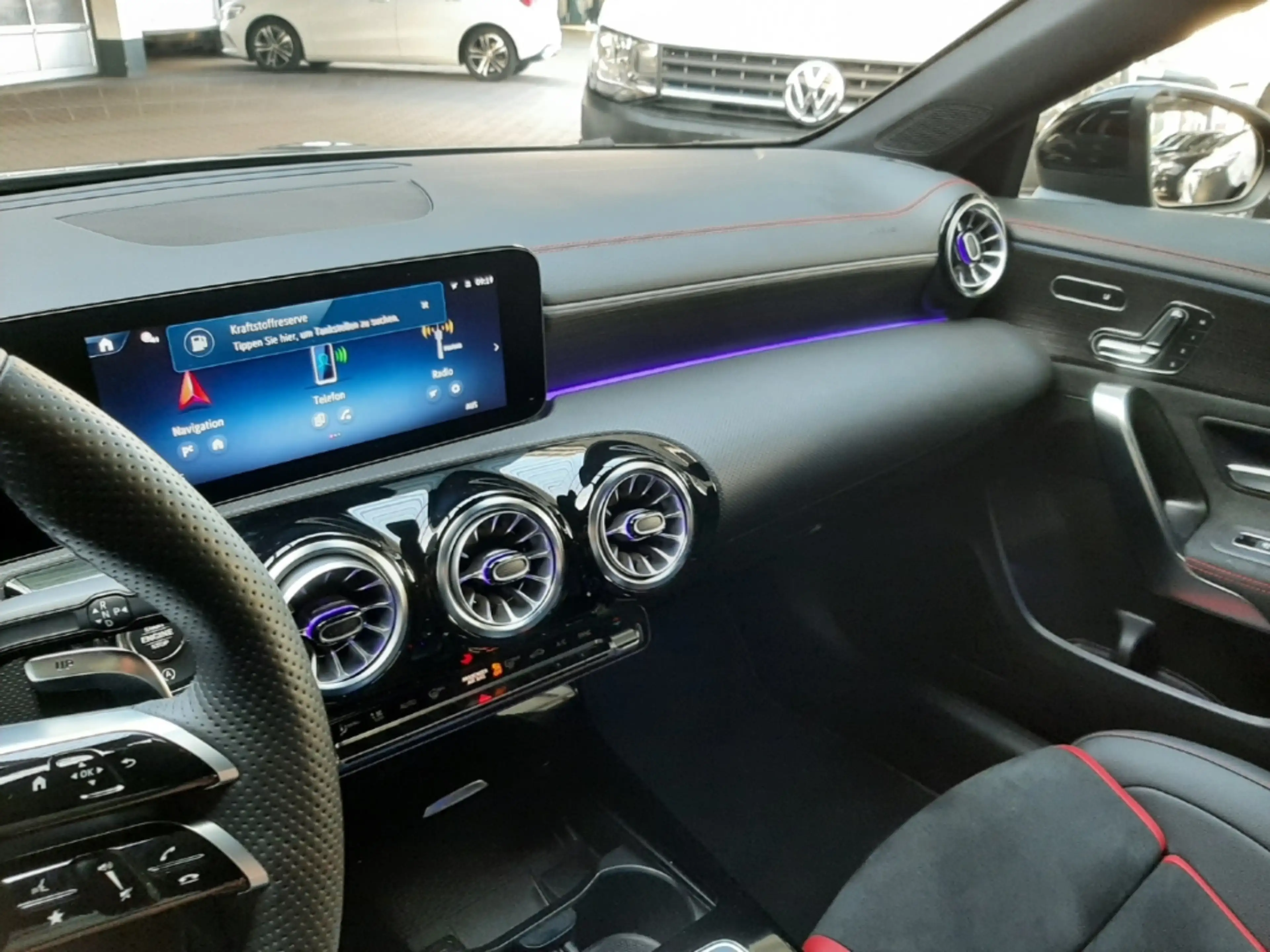 Mercedes-Benz CLA 35 AMG Perf.Sitze UPE 81.870,- — photo 9