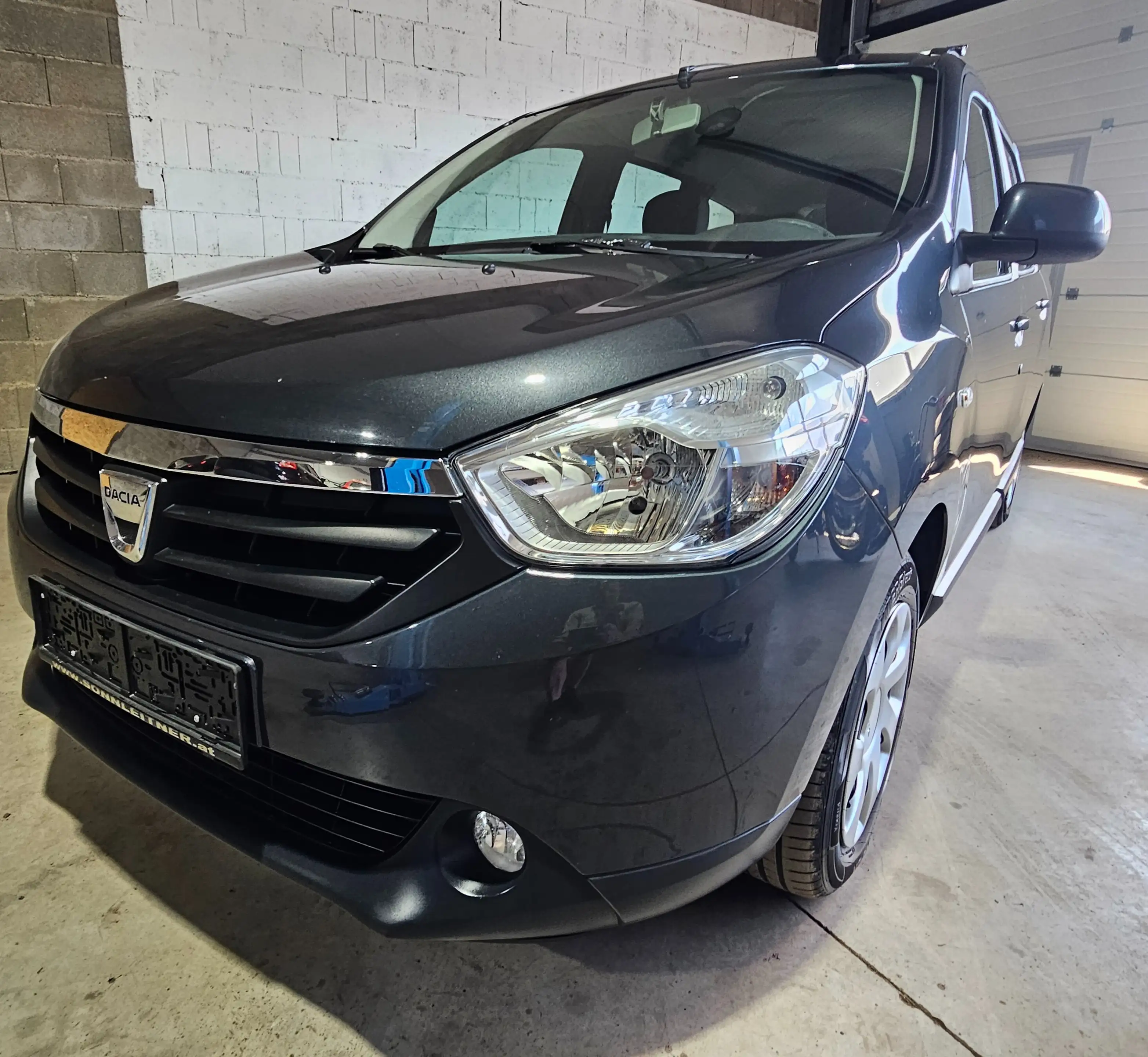 Dacia Lodgy Laureate