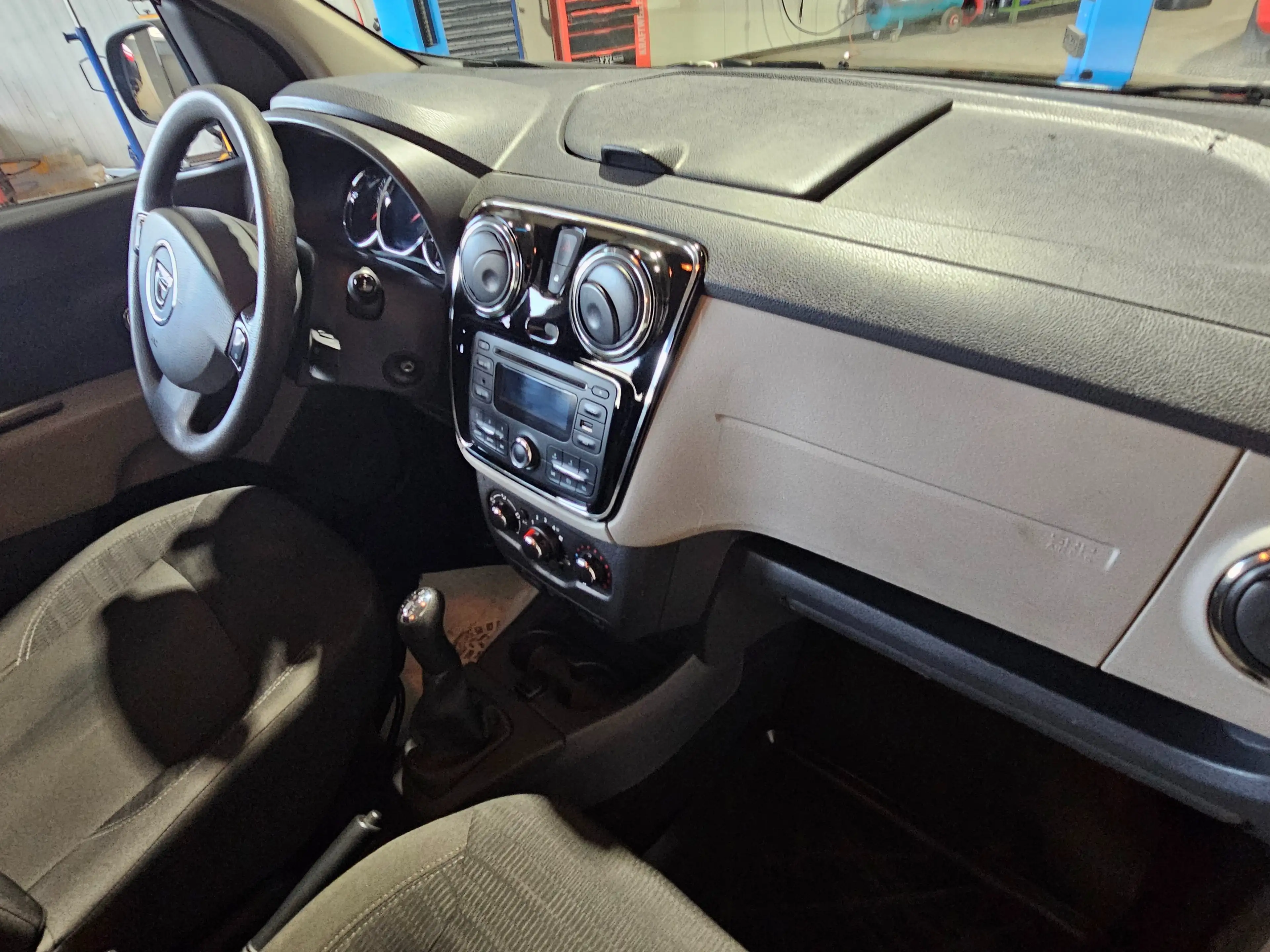 Dacia Lodgy Laureate — photo 12