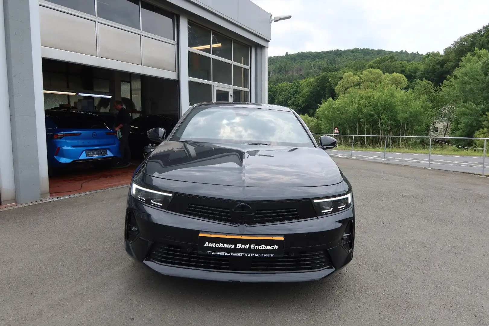 Opel Astra ST 1.2 Turbo 96kW GS Auto Schwarz - 2