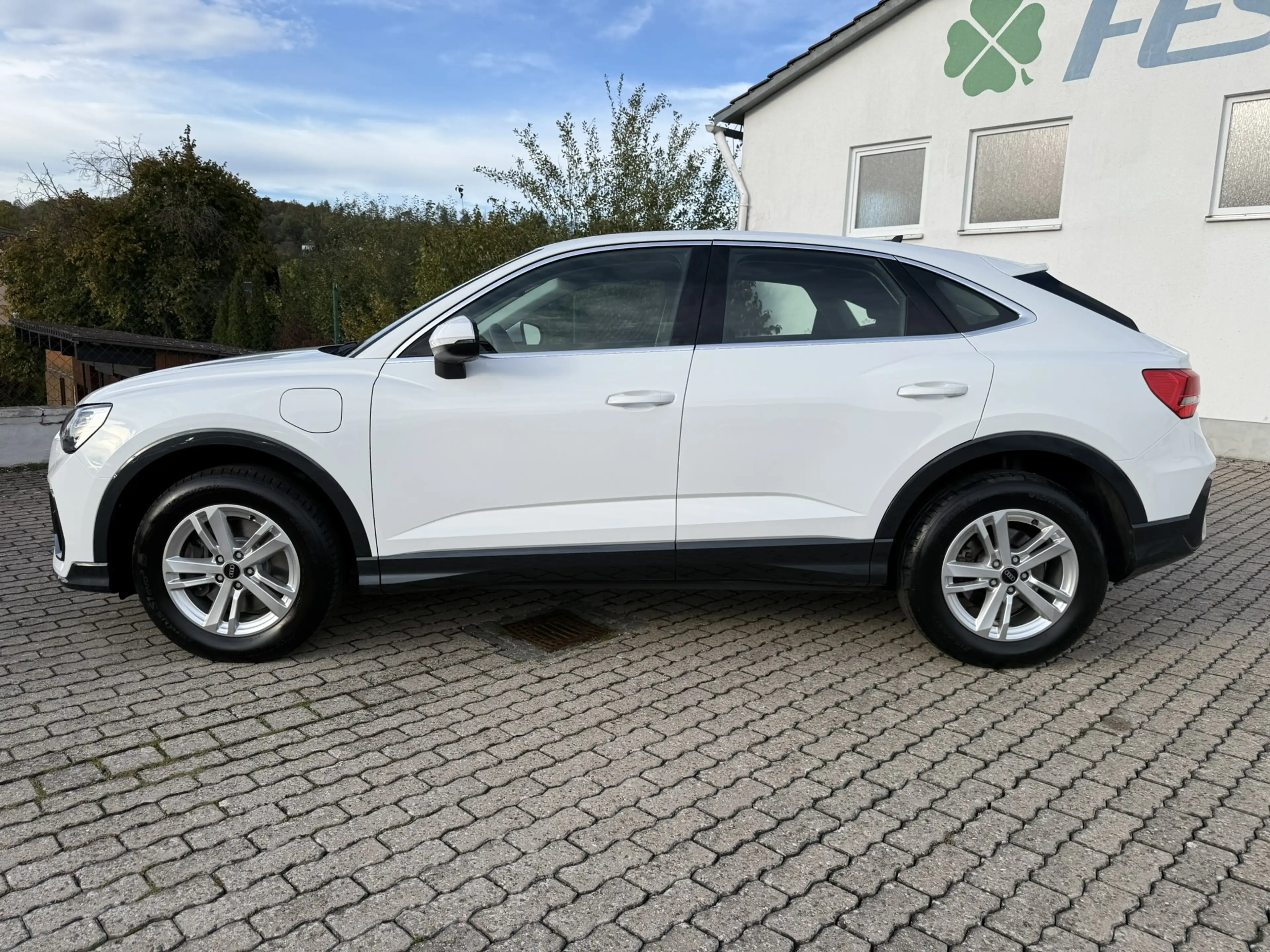 Audi Q3 Spb 45 TFSI e S tr. NAVI+ PDC+ VIRTUAL — photo 9