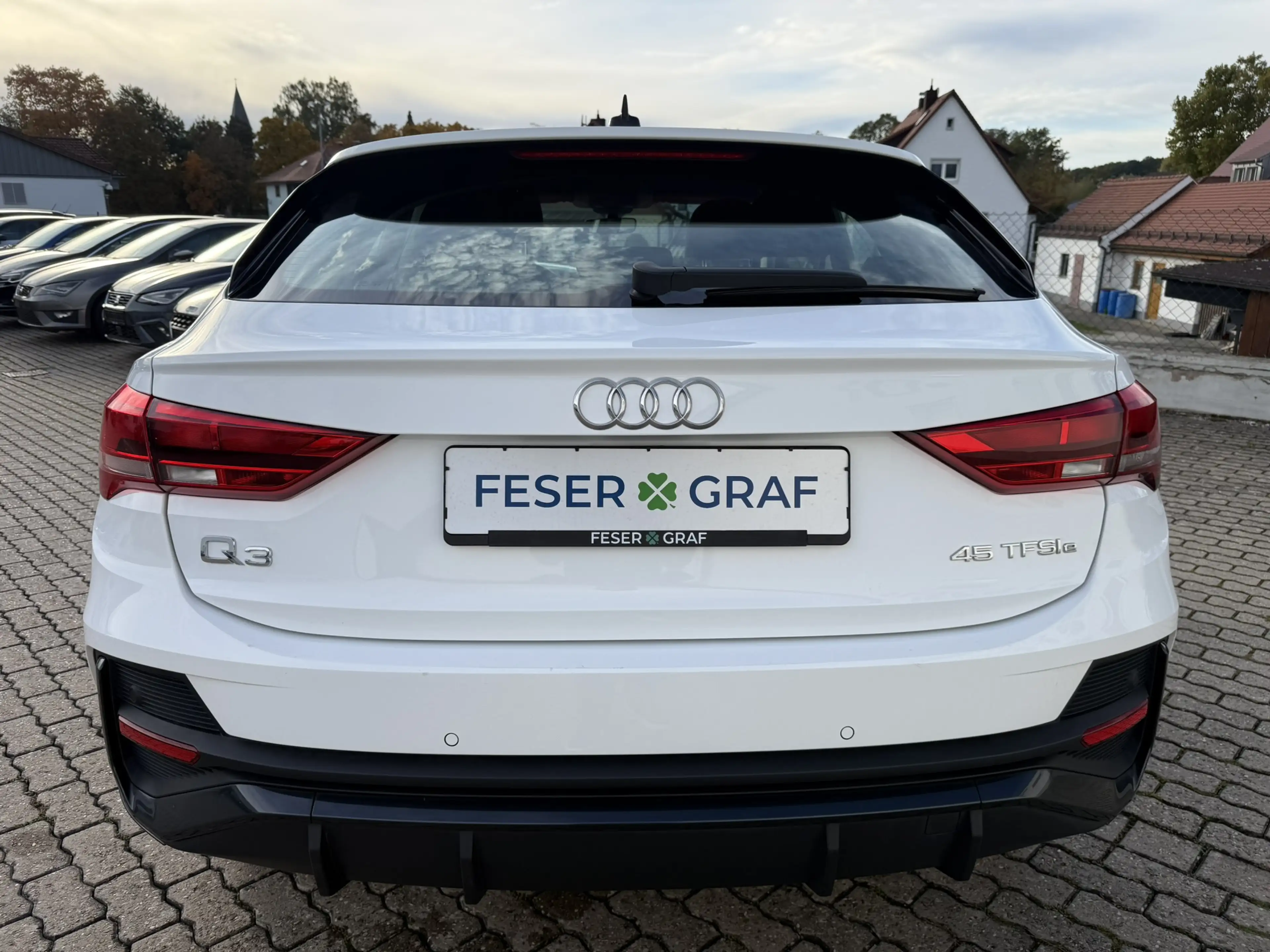 Audi Q3 Spb 45 TFSI e S tr. NAVI+ PDC+ VIRTUAL — photo 7