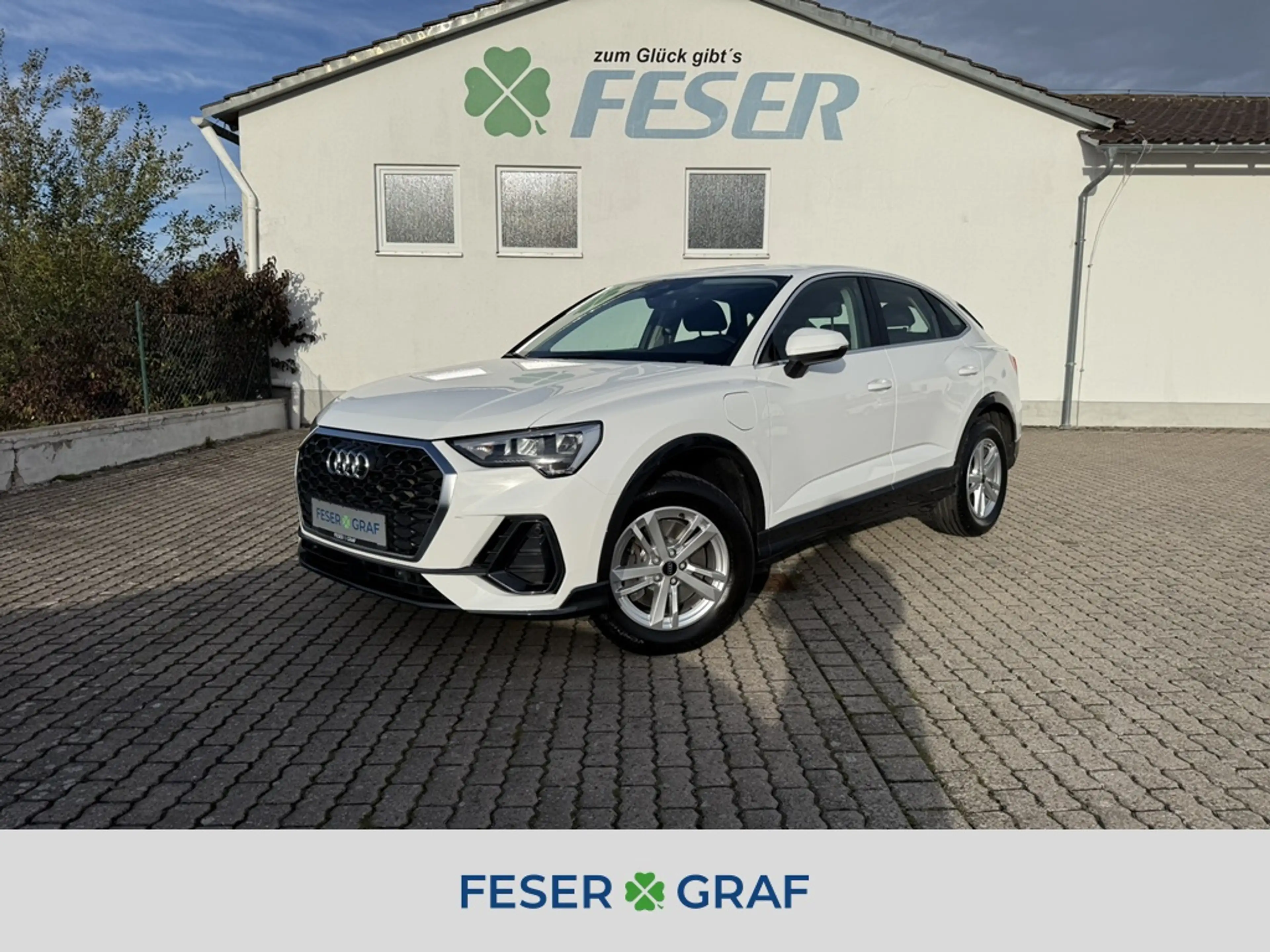 Audi Q3 Spb 45 TFSI e S tr. NAVI+ PDC+ VIRTUAL