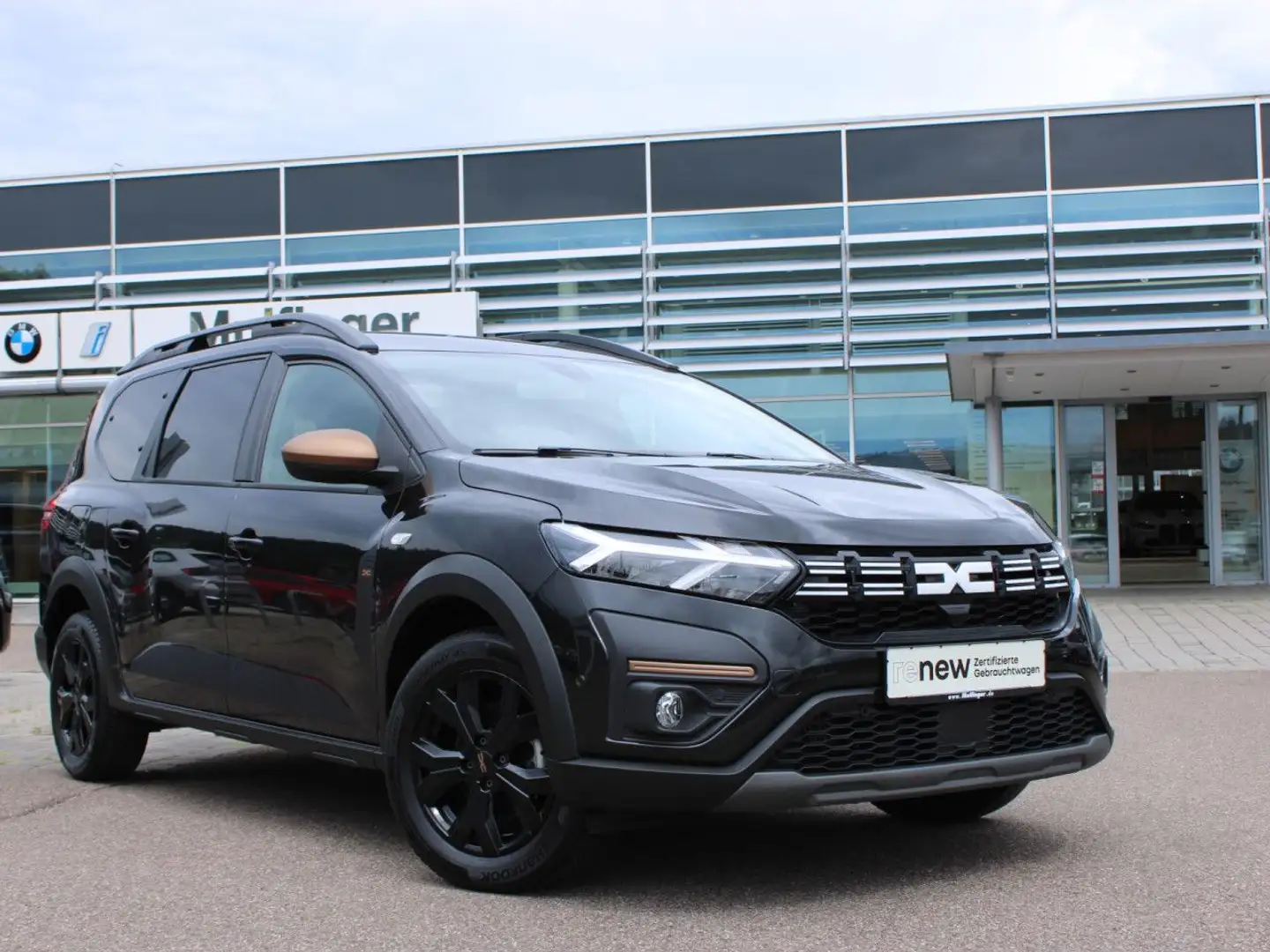 Dacia Jogger TCe110 Extreme+ 7-Sitz Navi Kamera Sitzh Schwarz - 2
