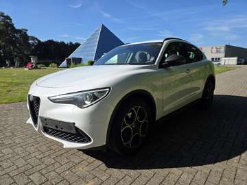 Stelvio 2.2 MJD Super / Automaat / Leder / Camera