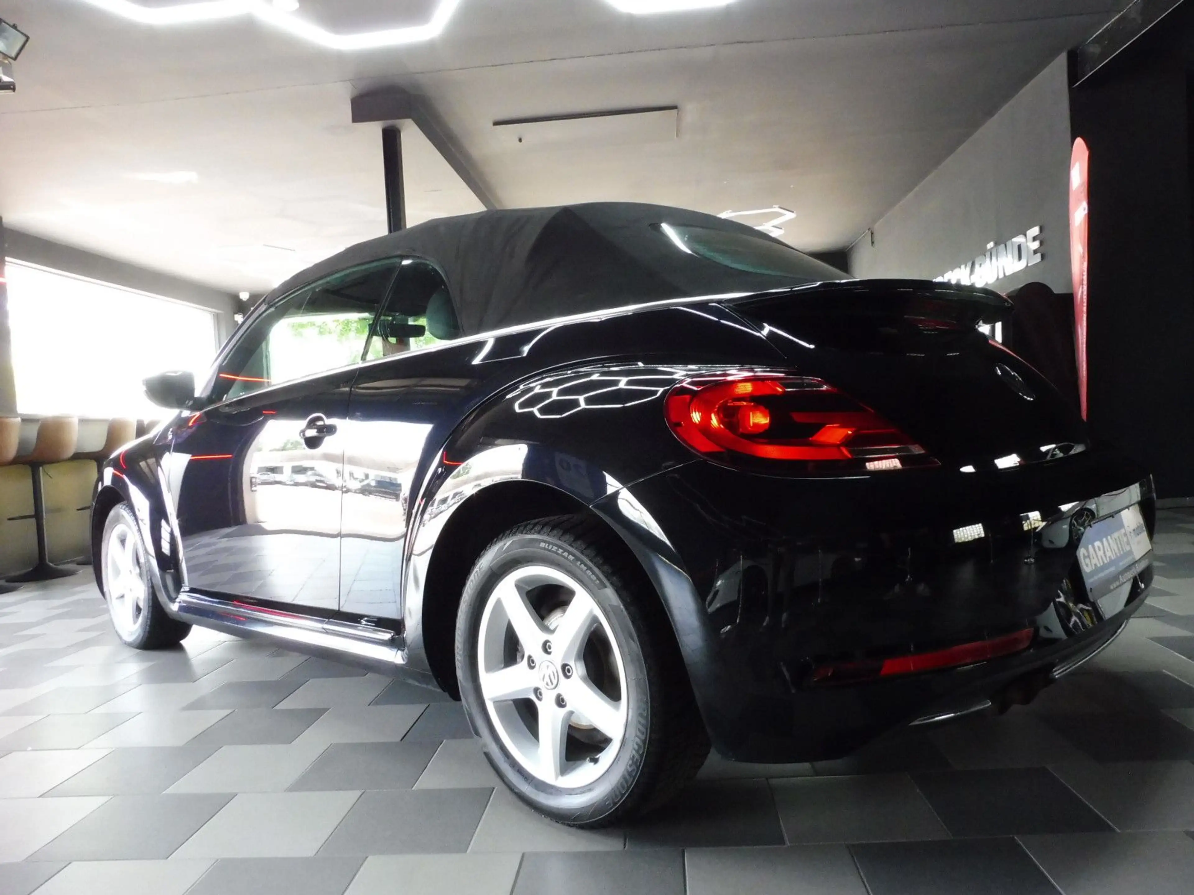 Volkswagen Beetle Cabriolet 1.4 TSI Sound 2.H/Leder/LED/XEN — photo 8