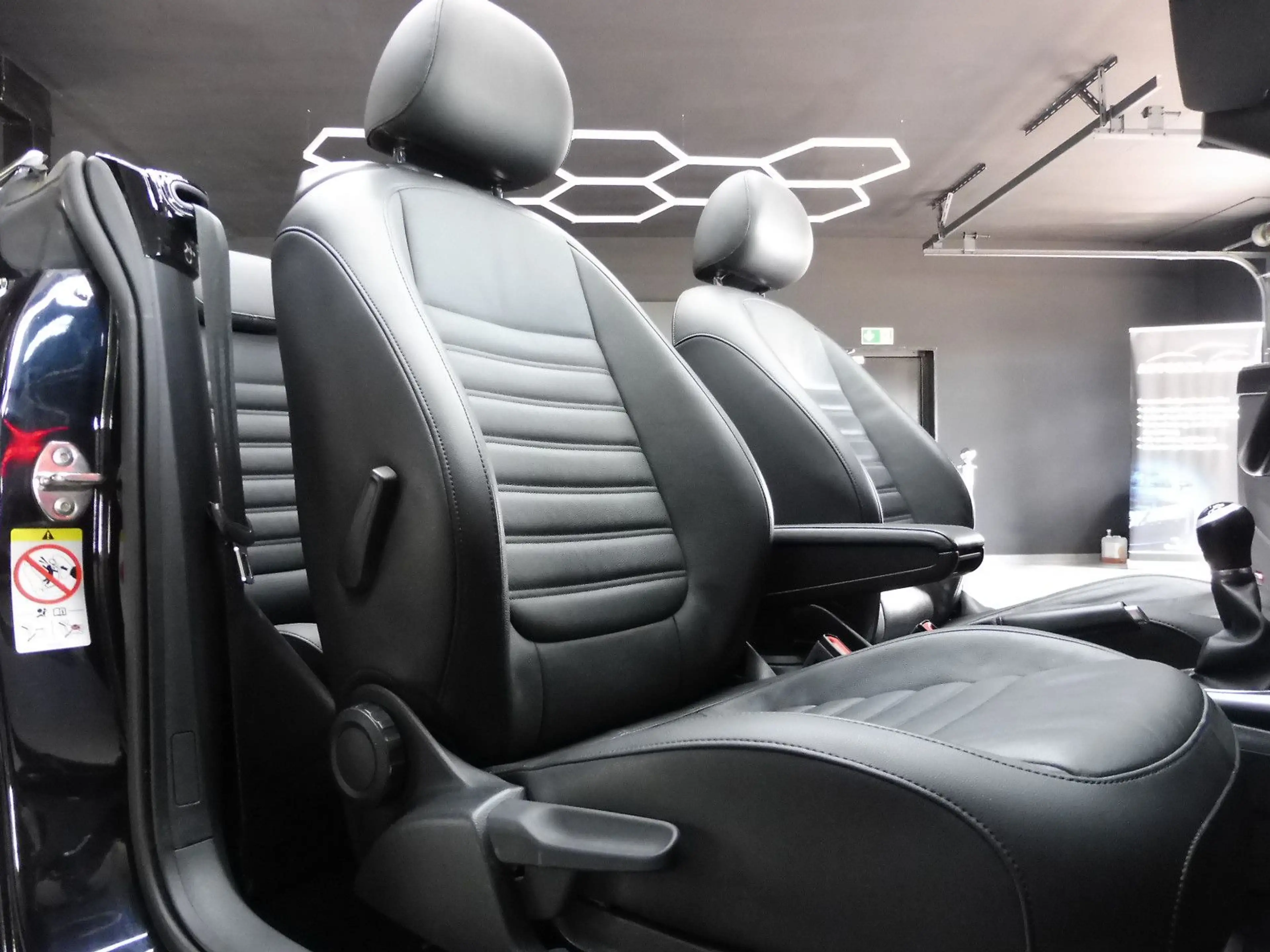 Volkswagen Beetle Cabriolet 1.4 TSI Sound 2.H/Leder/LED/XEN — photo 14