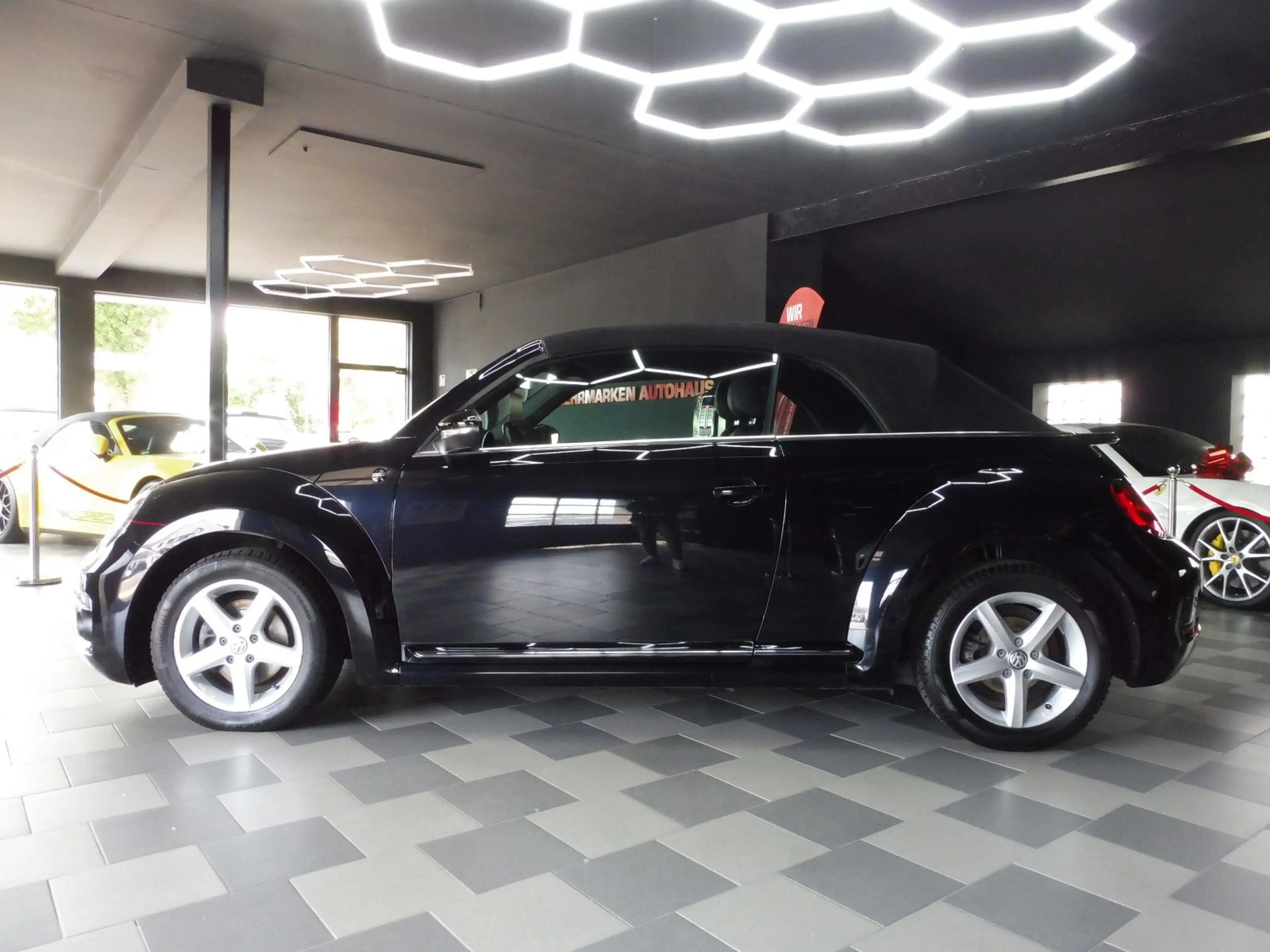Volkswagen Beetle Cabriolet 1.4 TSI Sound 2.H/Leder/LED/XEN — photo 9