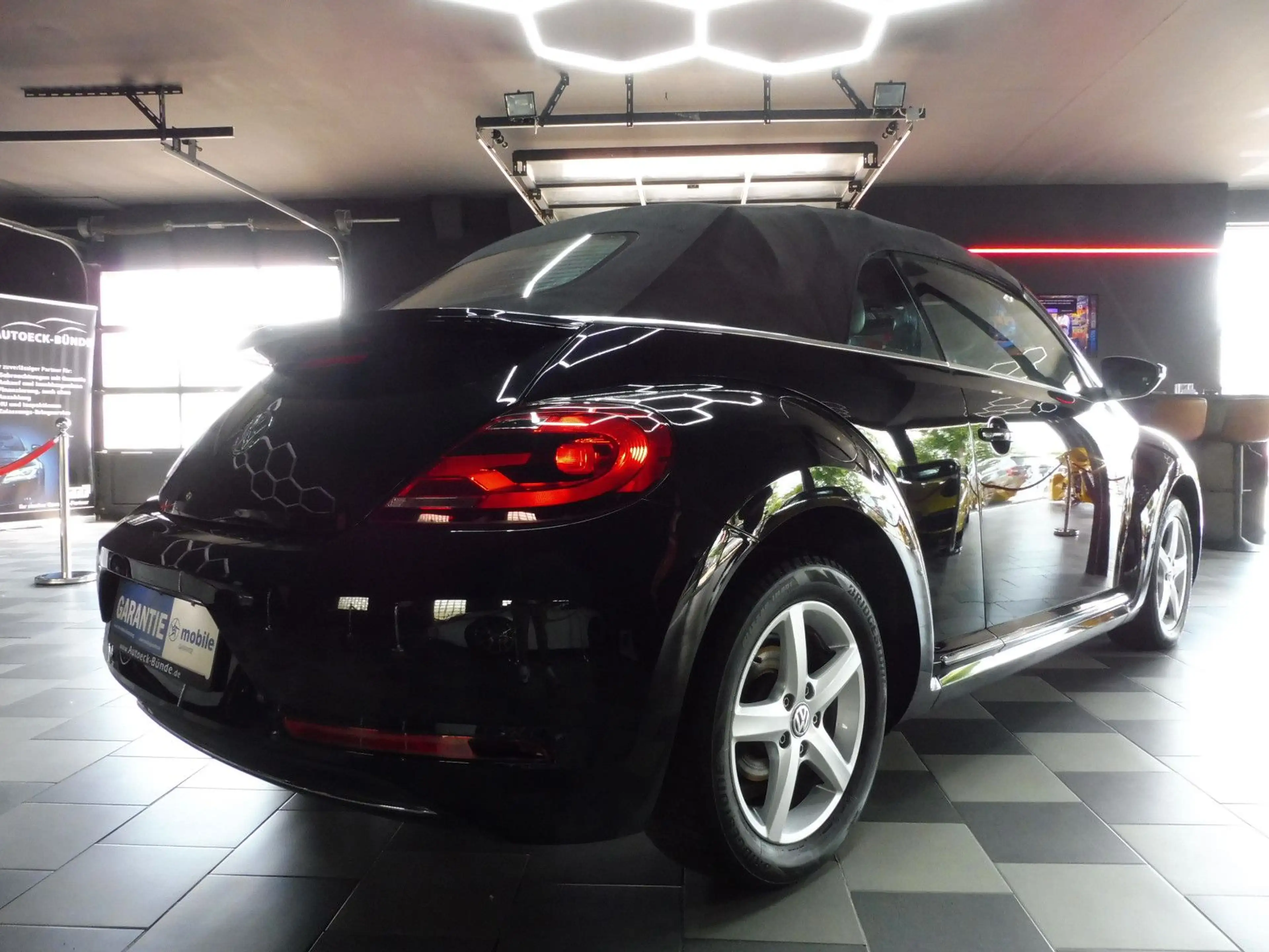 Volkswagen Beetle Cabriolet 1.4 TSI Sound 2.H/Leder/LED/XEN — photo 6