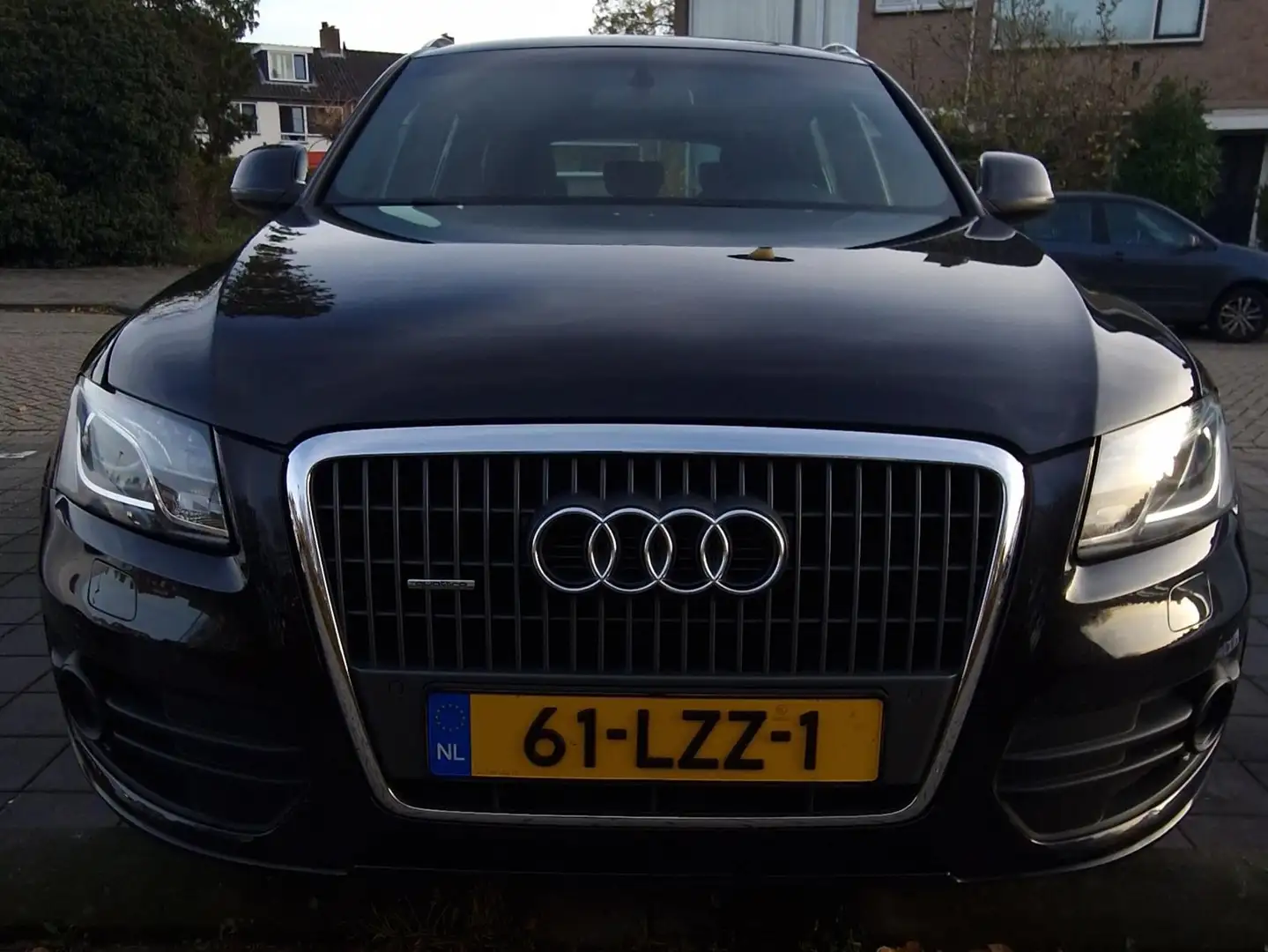 Audi Q5 Q5 2.0 TFSI q. Pro Line Zwart - 1