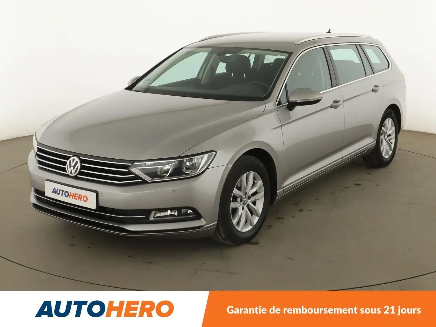 Volkswagen Passat SW 1.4 TSI ACT BlueMotion Tech Confortline DSG7 Gris - 1