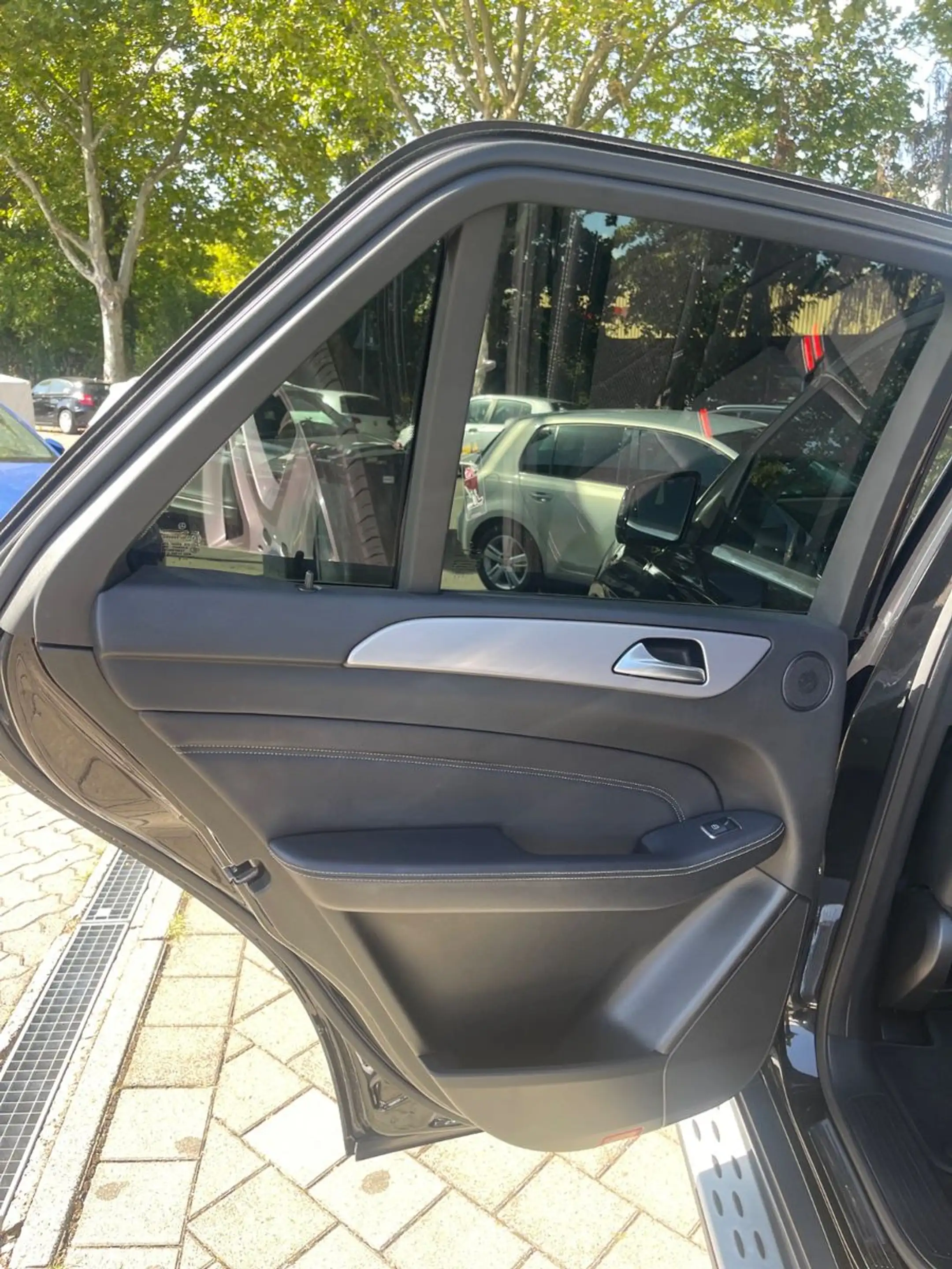 Mercedes-Benz ML 250 CDI BlueTec 4Matic — photo 12