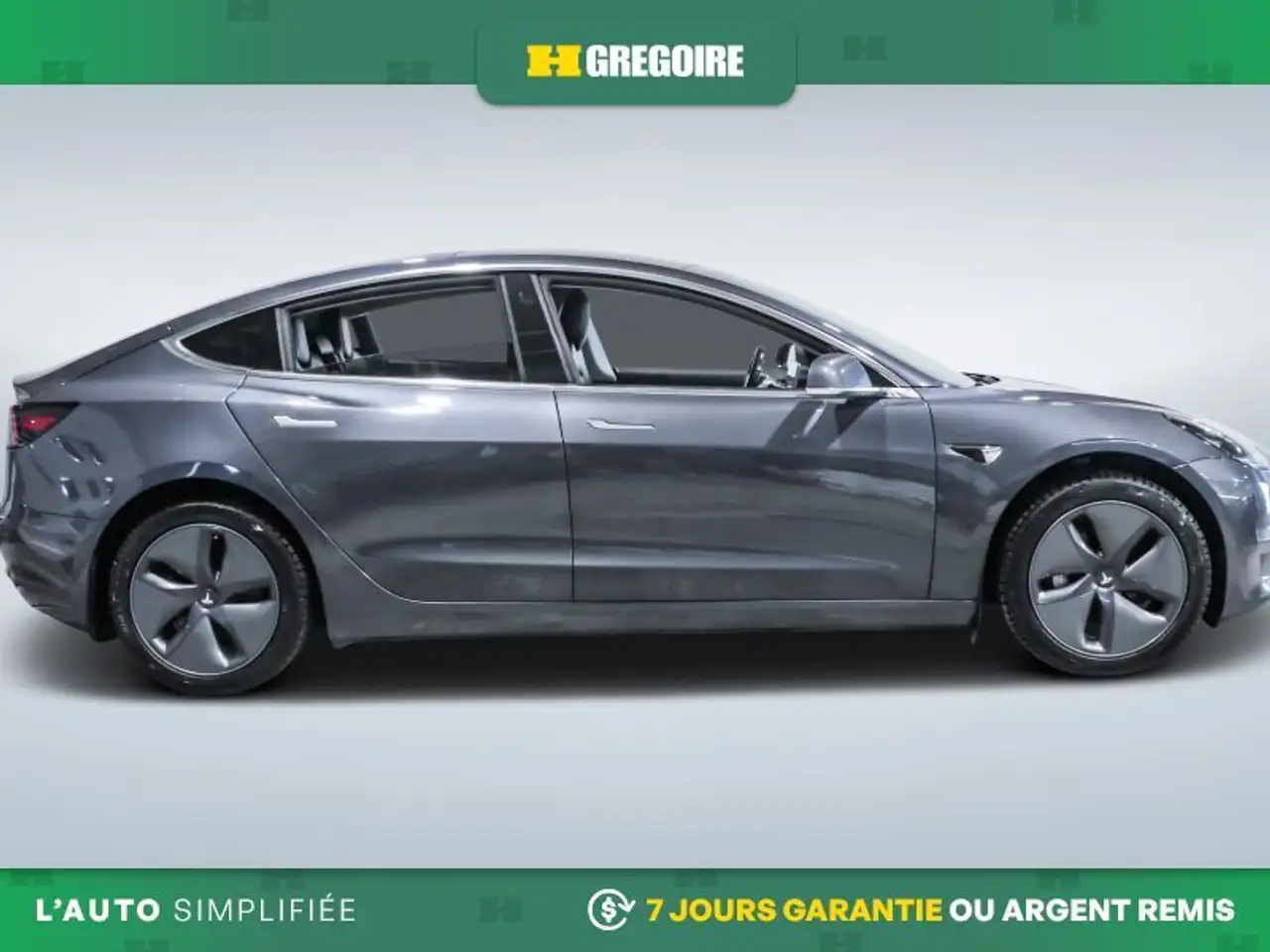 Tesla Model 3 снимка Tesla Model 3