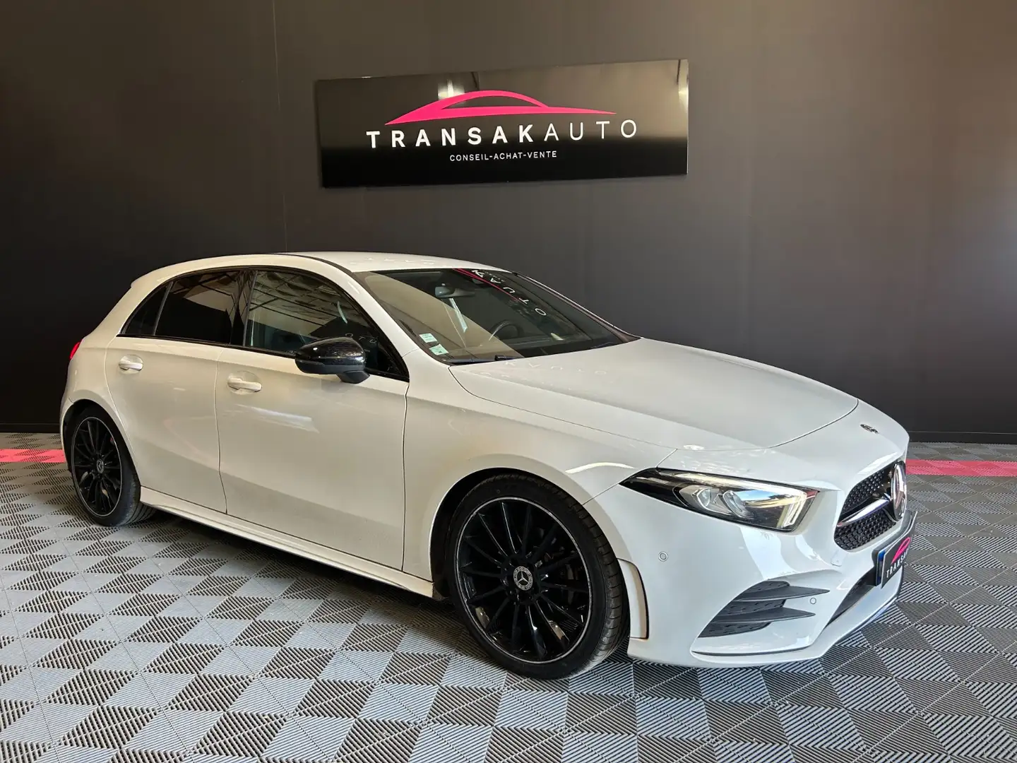 Mercedes-Benz CL AMG Line bijela - 1