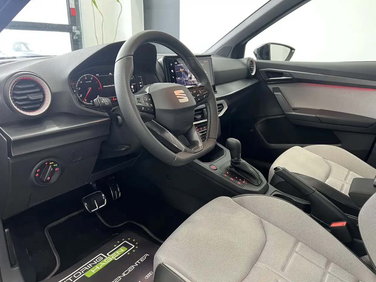 SEAT Arona FR 150PS DSG Black Edition AHK|Navi|Sound|ACC 7