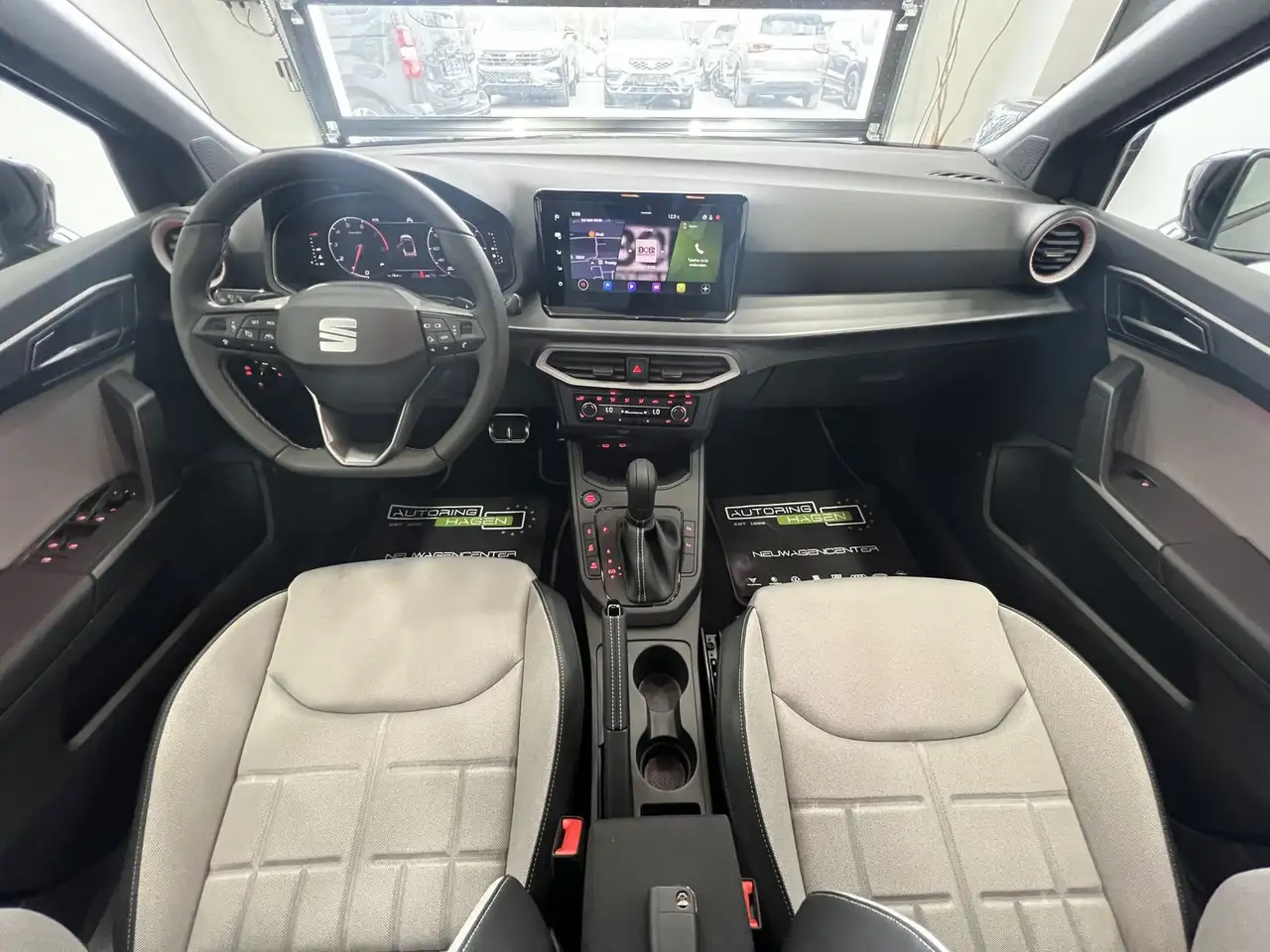 SEAT Arona FR 150PS DSG Black Edition AHK|Navi|Sound|ACC 10