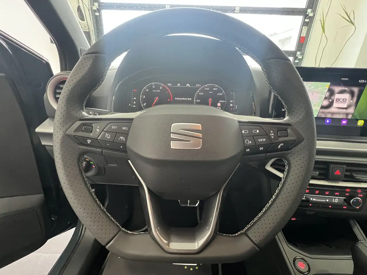 SEAT Arona FR 150PS DSG Black Edition AHK|Navi|Sound|ACC 21