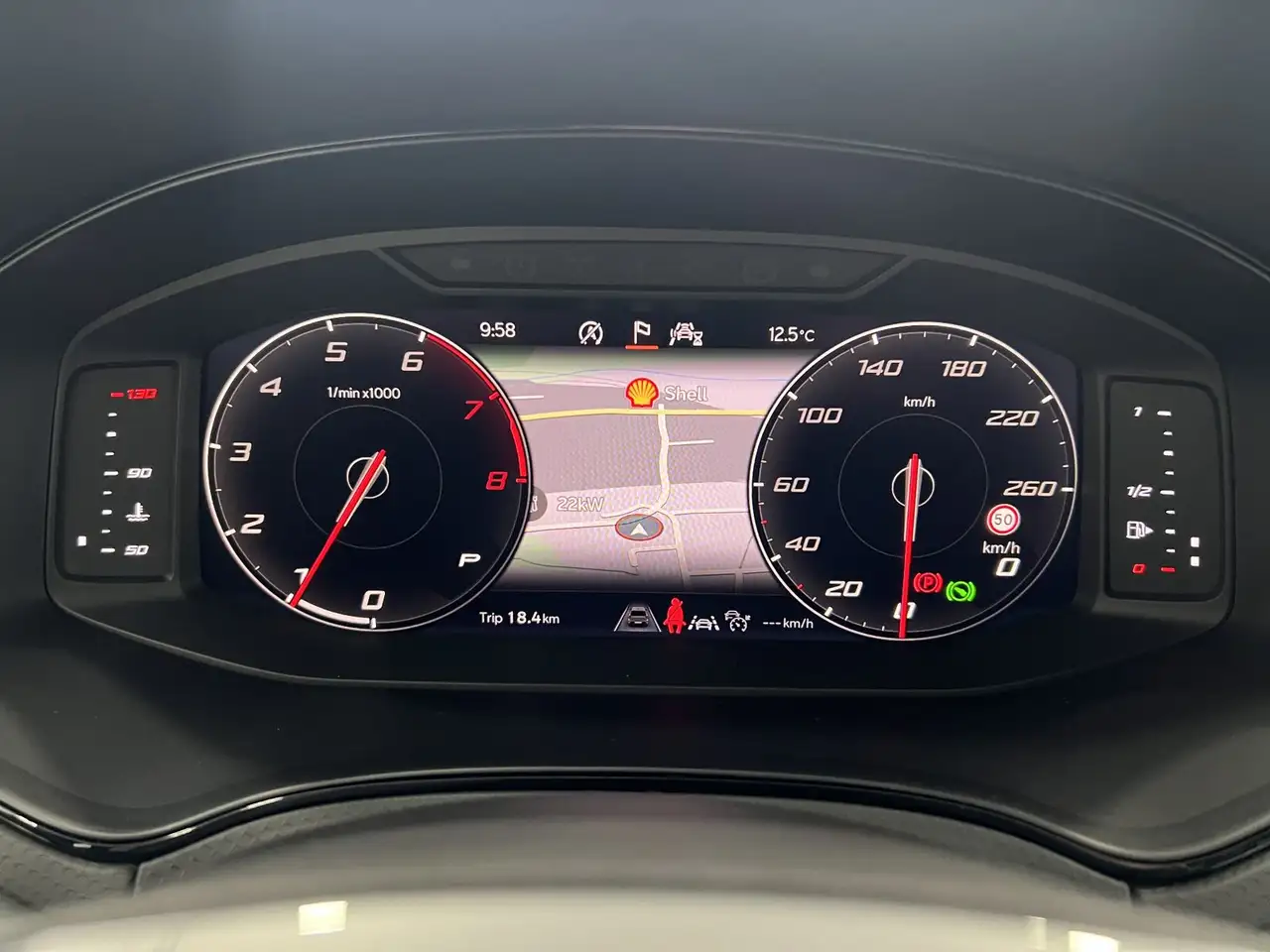 SEAT Arona FR 150PS DSG Black Edition AHK|Navi|Sound|ACC 18